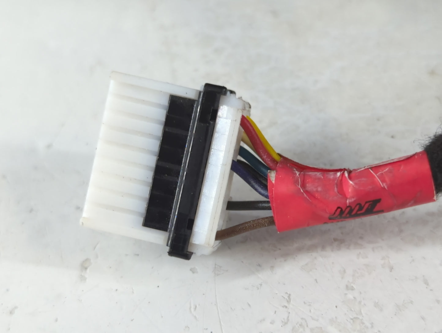 2018-2019 Hyundai Sonata Side Mirror Replacement Driver Left View Door Mirror P/N:Q027C52B Fits Fits 2018 2019 OEM Used Auto Parts - Oemusedautoparts1.com