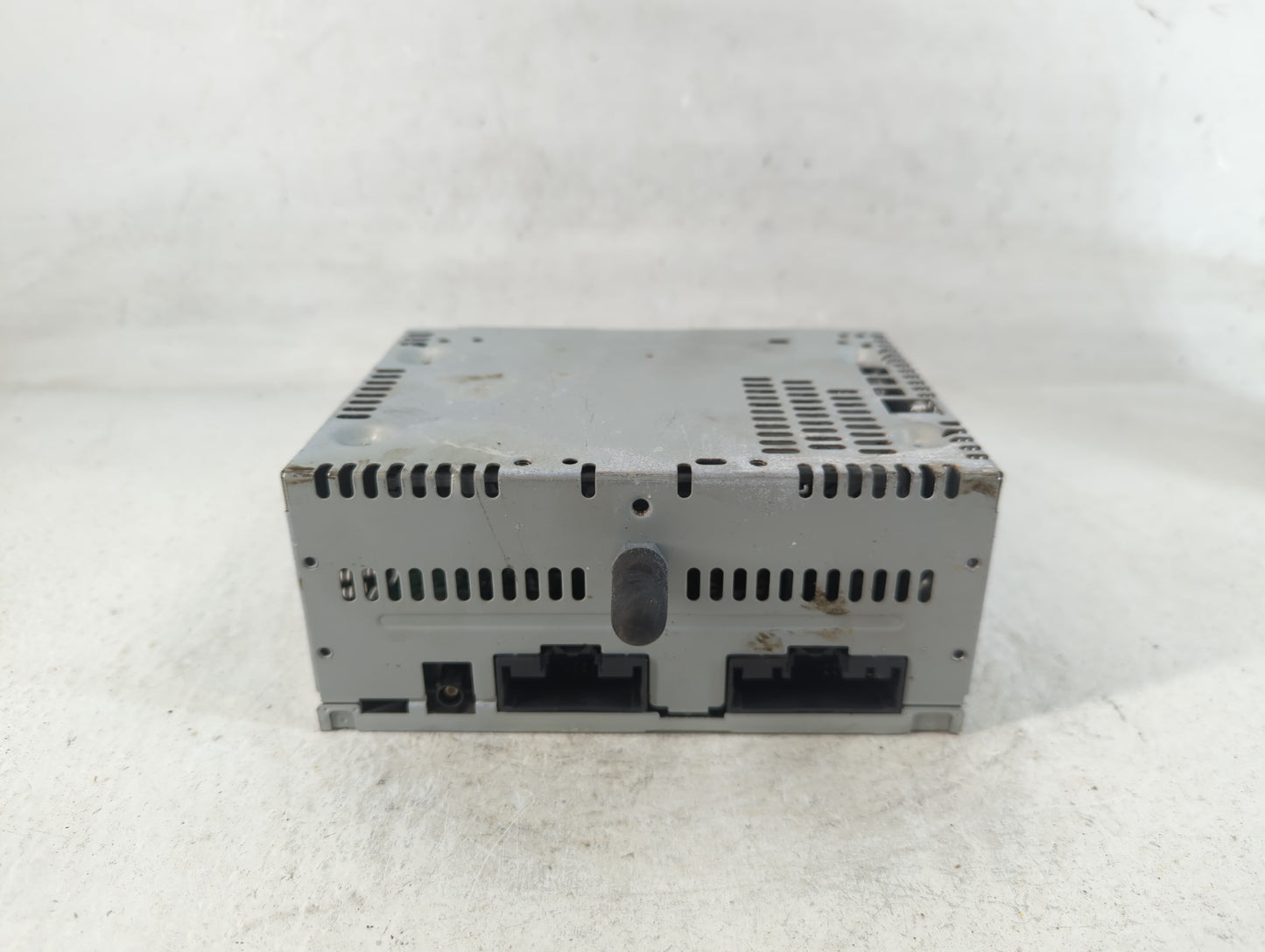 2017-2018 Ford Mustang Radio AM FM Cd Player Receiver Replacement P/N:JR3T-19C107-AA Fits Fits 2017 2018 OEM Used Auto Parts - Oemusedautoparts1.com