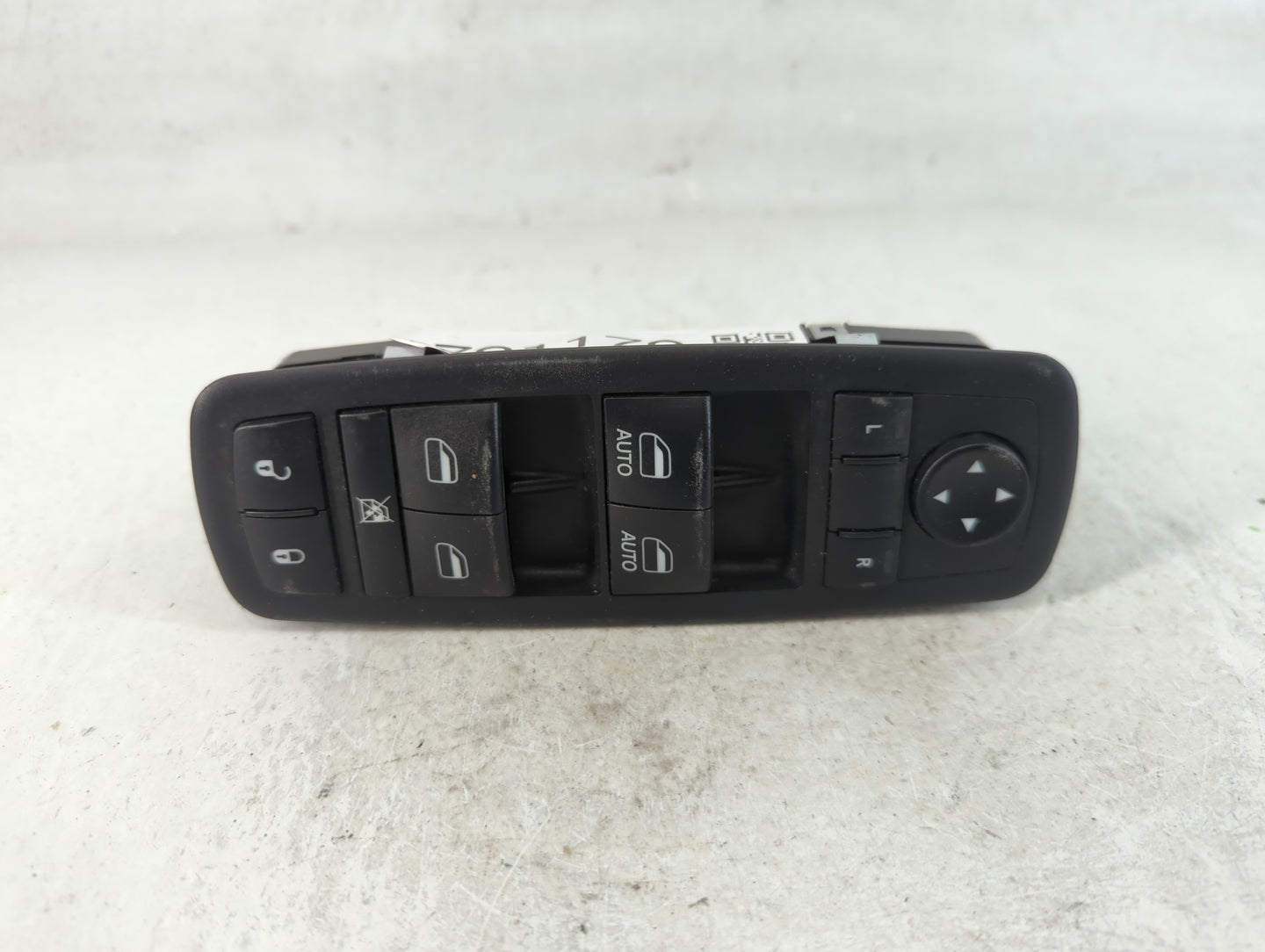 2016-2022 Jeep Grand Cherokee Master Power Window Switch Replacement Driver Side Left P/N:68319802AA Fits OEM Used Auto Parts - Oemusedautoparts1.com