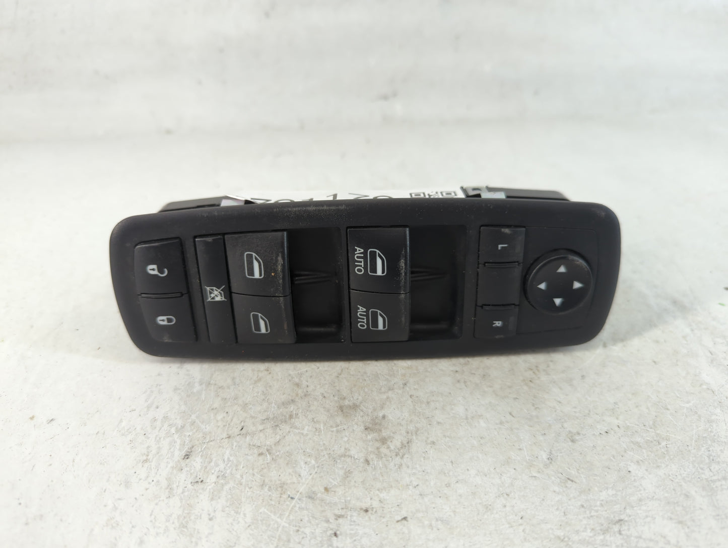 2016-2022 Jeep Grand Cherokee Master Power Window Switch Replacement Driver Side Left P/N:68319802AA Fits OEM Used Auto Parts - Oemusedautoparts1.com
