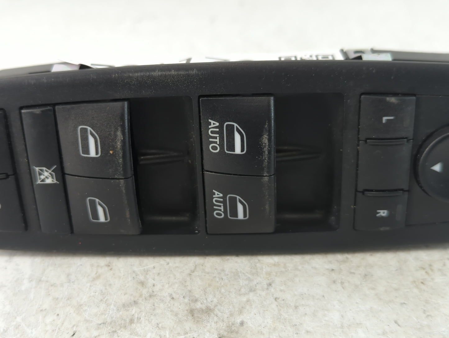 2016-2022 Jeep Grand Cherokee Master Power Window Switch Replacement Driver Side Left P/N:68319802AA Fits OEM Used Auto Parts - Oemusedautoparts1.com