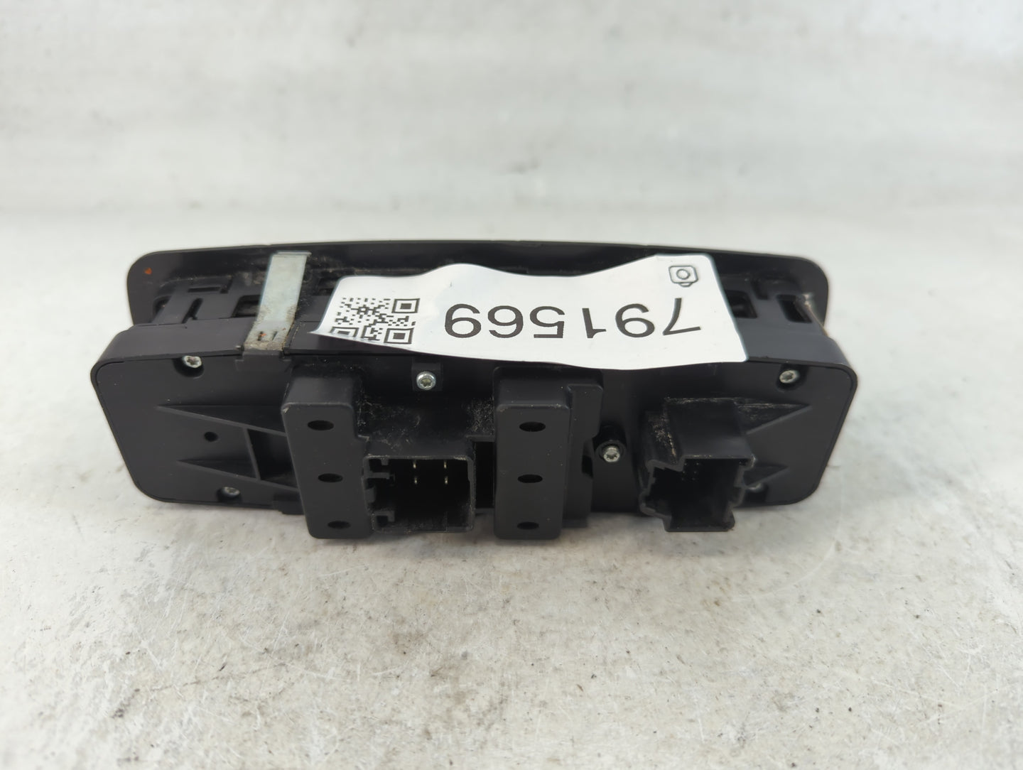 2011-2019 Dodge Journey Master Power Window Switch Replacement Driver Side Left P/N:68307001AB Fits OEM Used Auto Parts - Oemusedautoparts1.com