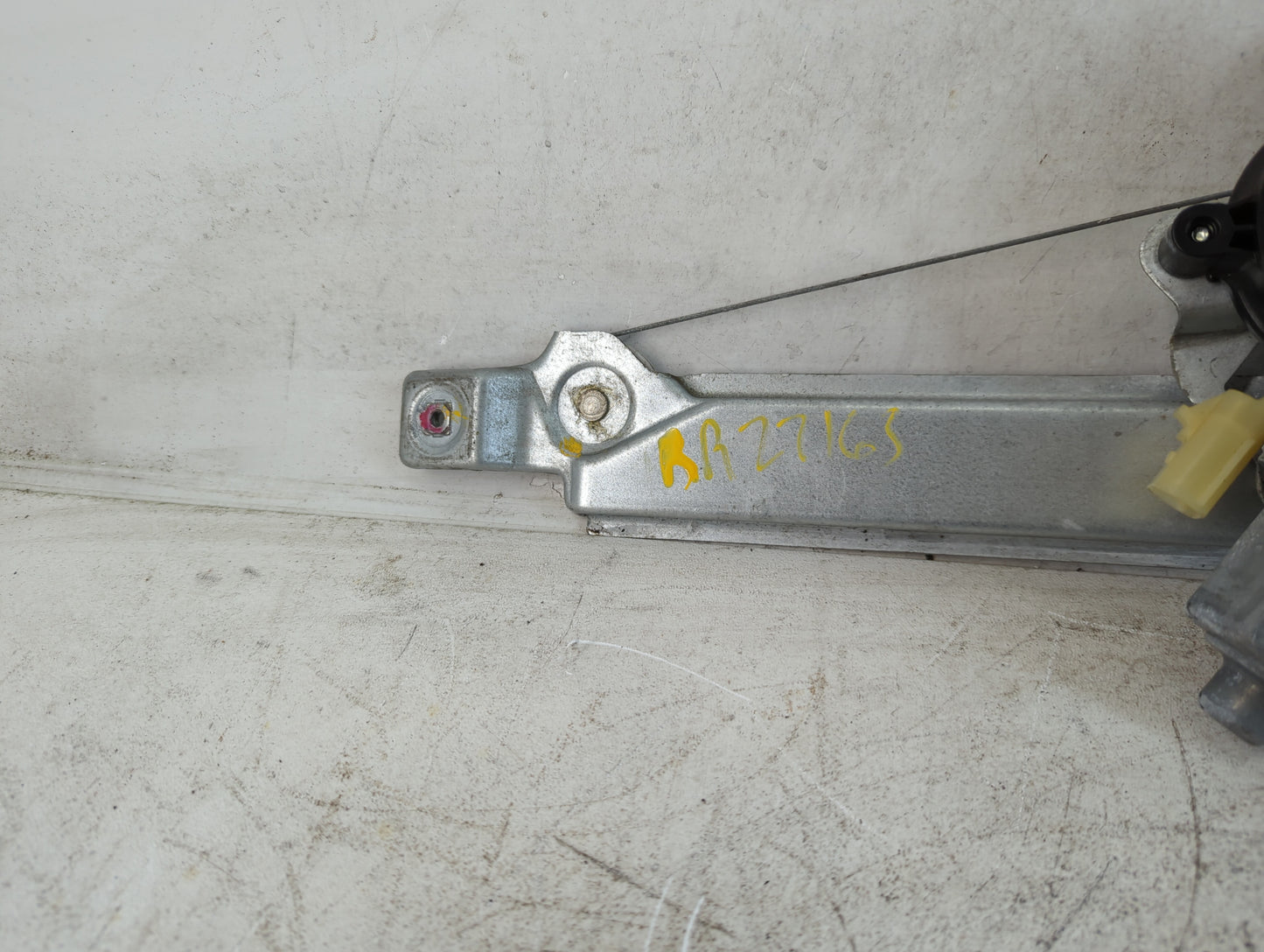 2012-2017 Chevrolet Equinox Window Regulator Right Passenger Rear - Oemusedautoparts1.com