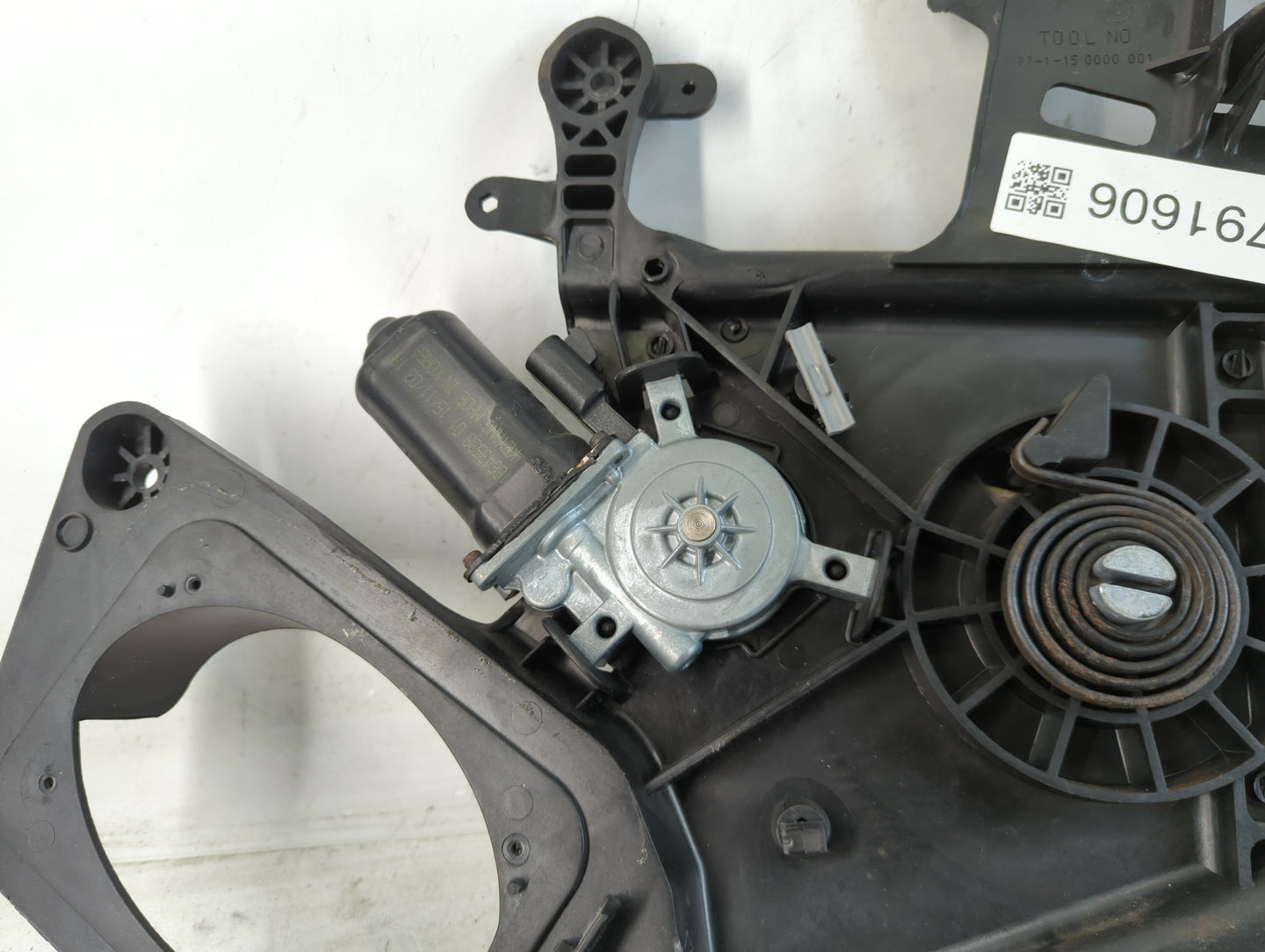 1997-2005 Chevrolet Malibu Window Regulator Passenger Front - Oemusedautoparts1.com