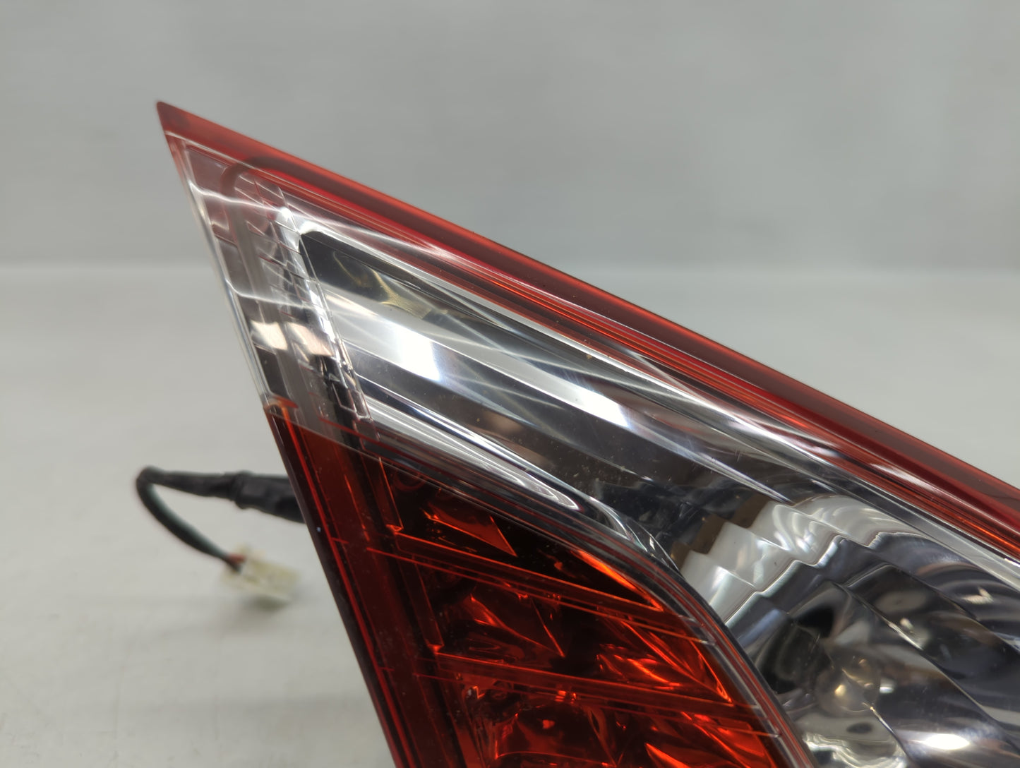 2011-2014 Nissan Murano Tail Light Assembly Passenger Right OEM P/N:E414968 Fits Fits 2011 2012 2013 2014 OEM Used Auto Parts - Oemusedautoparts1.com