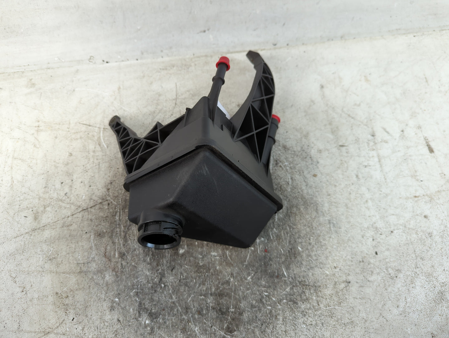 2009 Buick Enclave Power Steering Reservoir - Oemusedautoparts1.com