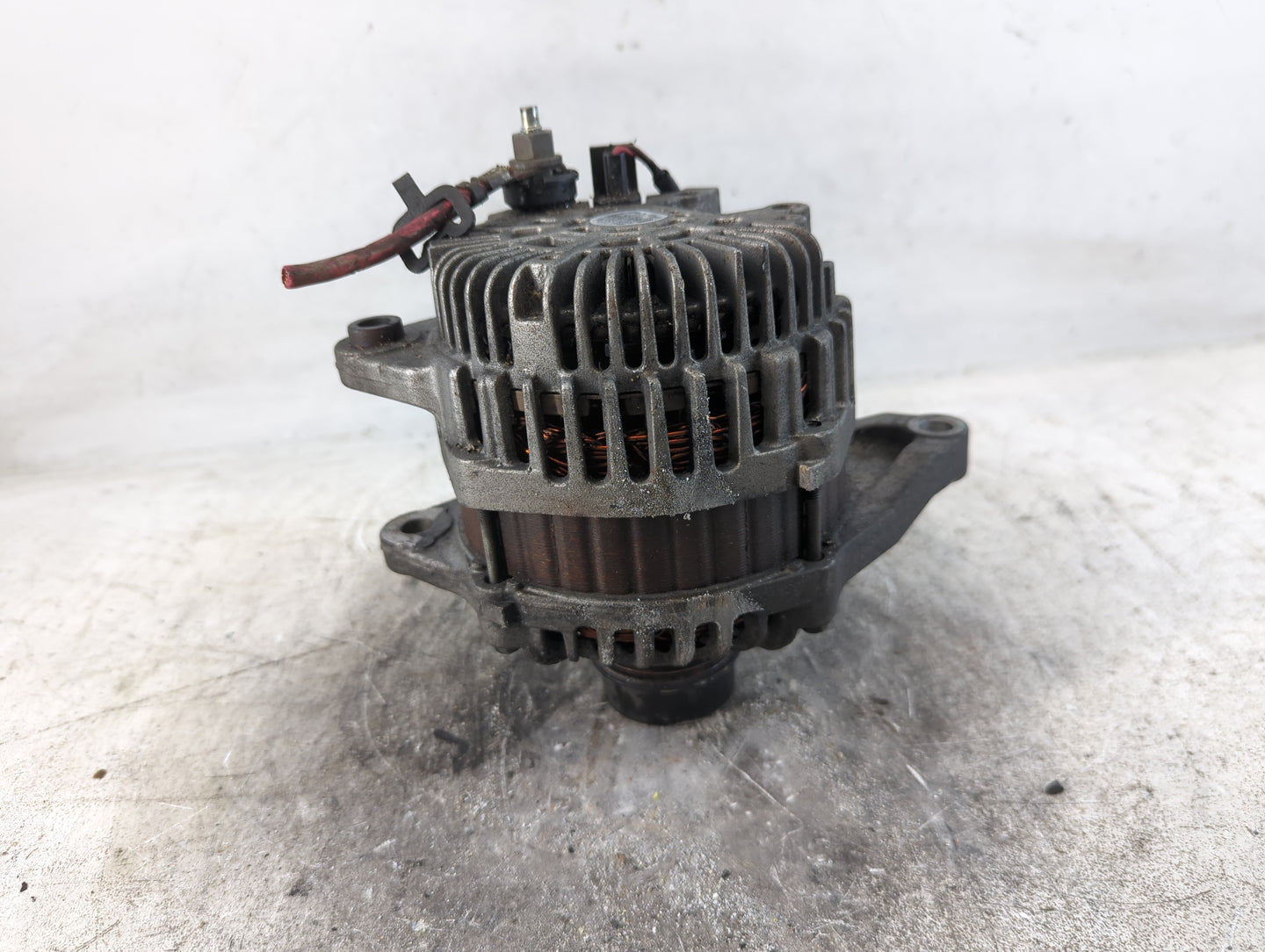 2016 Jeep Compass Alternator Replacement Generator Charging Assembly Engine OEM P/N:4801323AK Fits OEM Used Auto Parts - Oemusedautoparts1.com