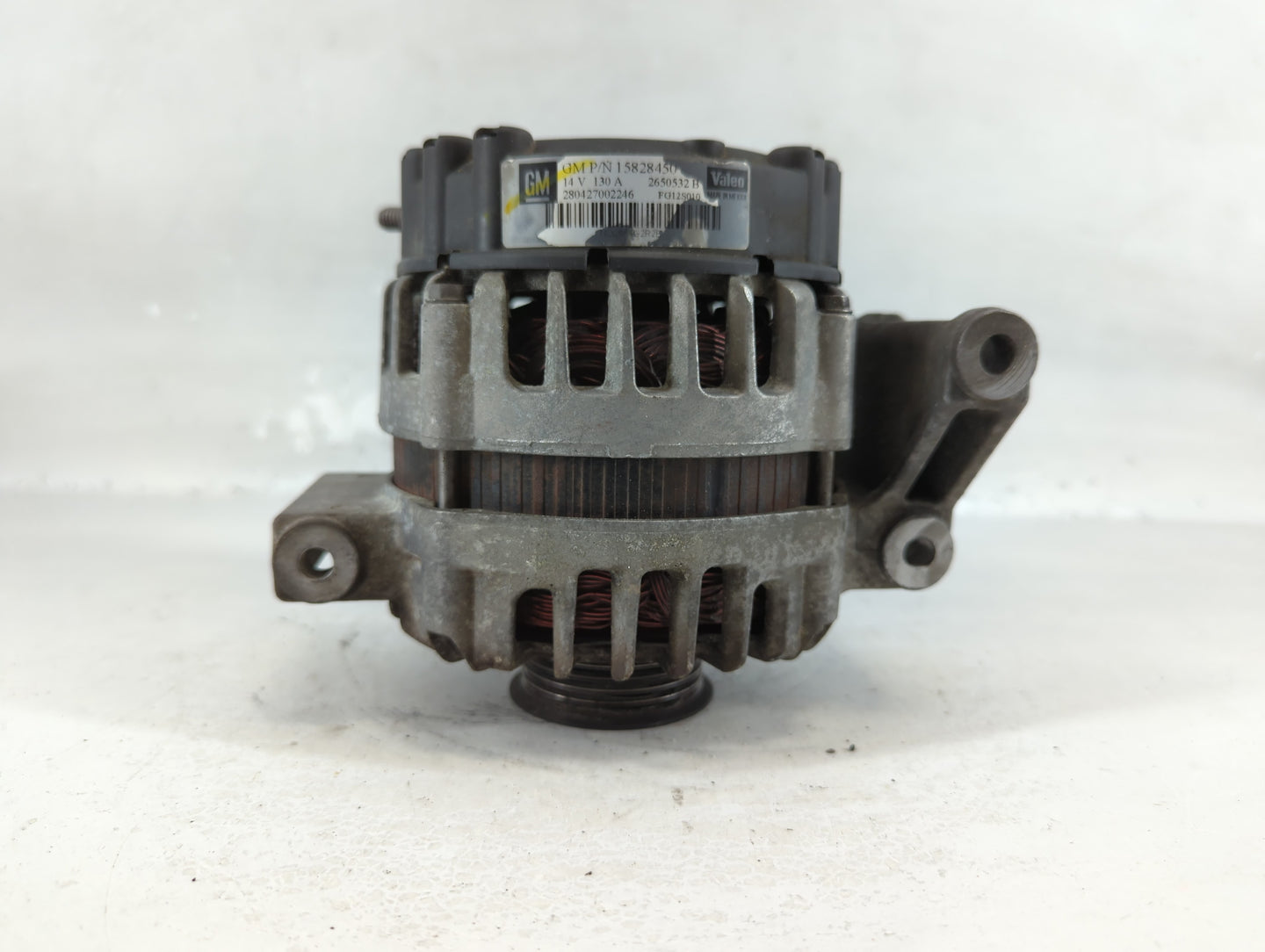 2010-2017 Chevrolet Equinox Alternator Replacement Generator Charging Assembly Engine OEM P/N:15828450 Fits OEM Used Auto Parts - Oemusedautoparts1.com