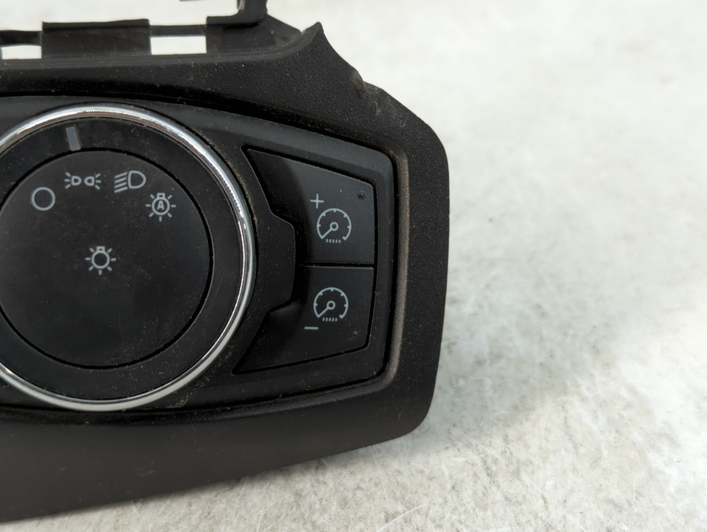 2013 Ford Focus Headlight Lamp Control Switch - Oemusedautoparts1.com