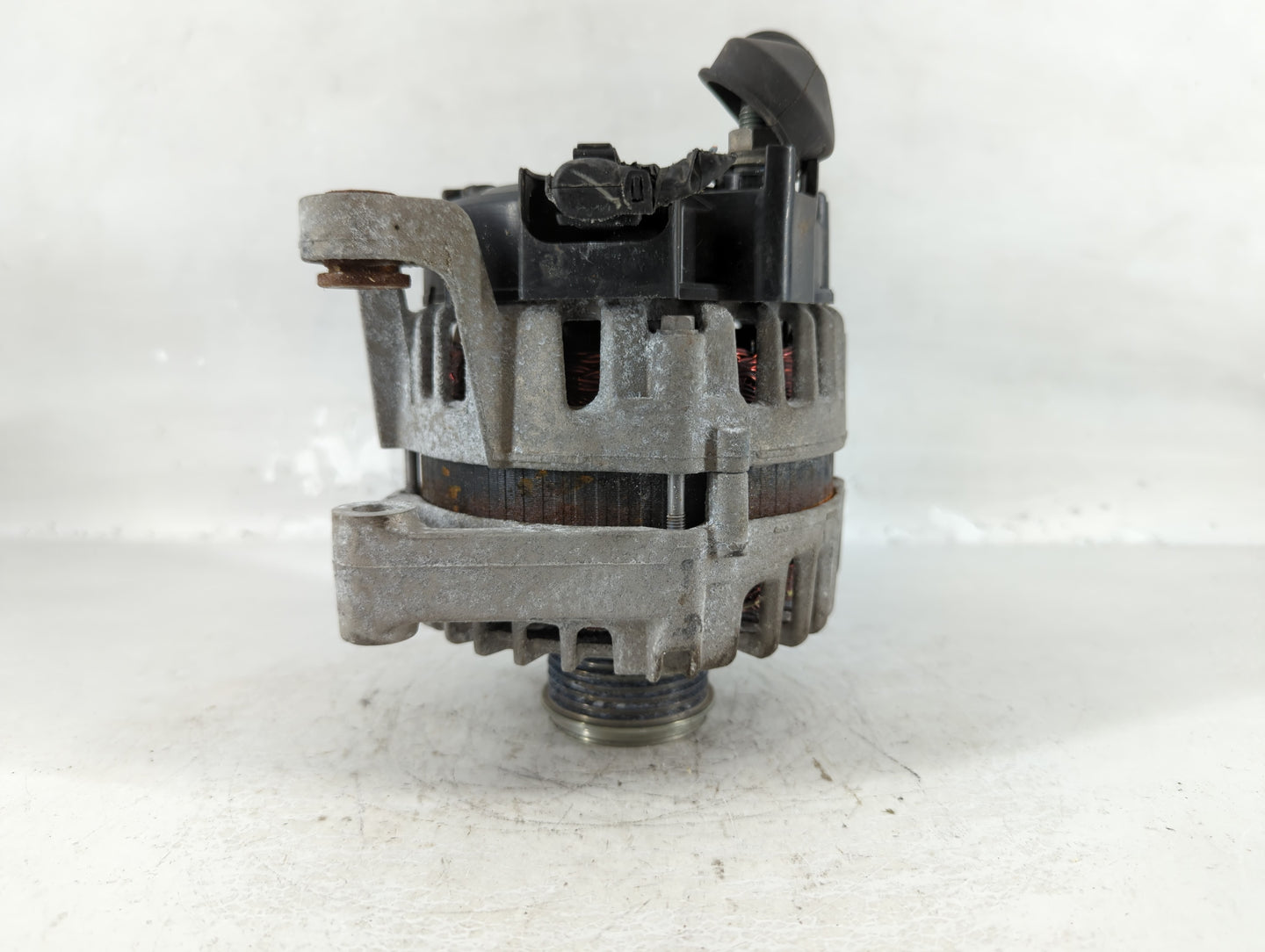 2013-2021 Chevrolet Trax Alternator Replacement Generator Charging Assembly Engine OEM P/N:13597226 Fits OEM Used Auto Parts - Oemusedautoparts1.com