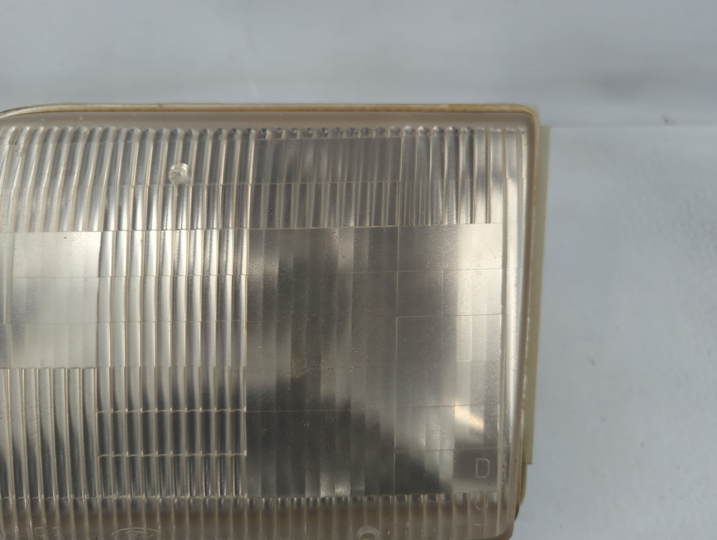 1993-1997 Ford Ranger Driver Left Oem Head Light Headlight Lamp - Oemusedautoparts1.com