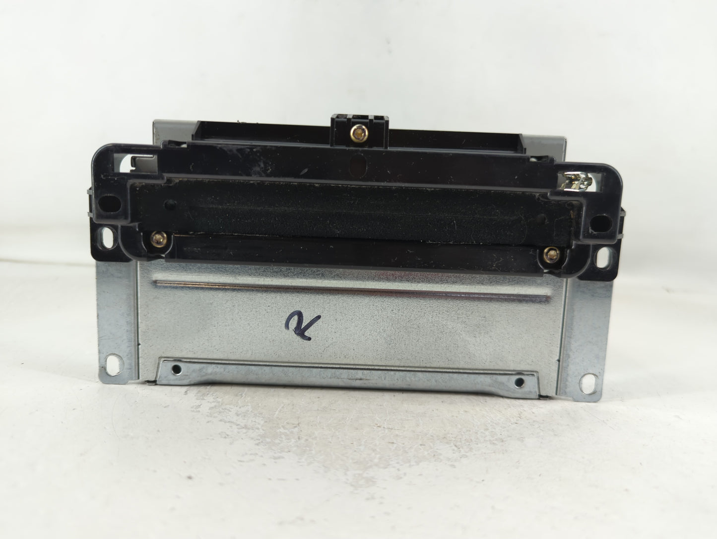 2018-2020 Dodge Journey Radio AM FM Cd Player Receiver Replacement P/N:P68209666AF Fits Fits 2018 2019 2020 OEM Used Auto Parts - Oemusedautoparts1.com