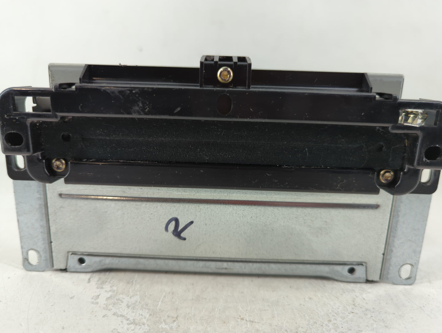 2018-2020 Dodge Journey Radio AM FM Cd Player Receiver Replacement P/N:P68209666AF Fits Fits 2018 2019 2020 OEM Used Auto Parts - Oemusedautoparts1.com