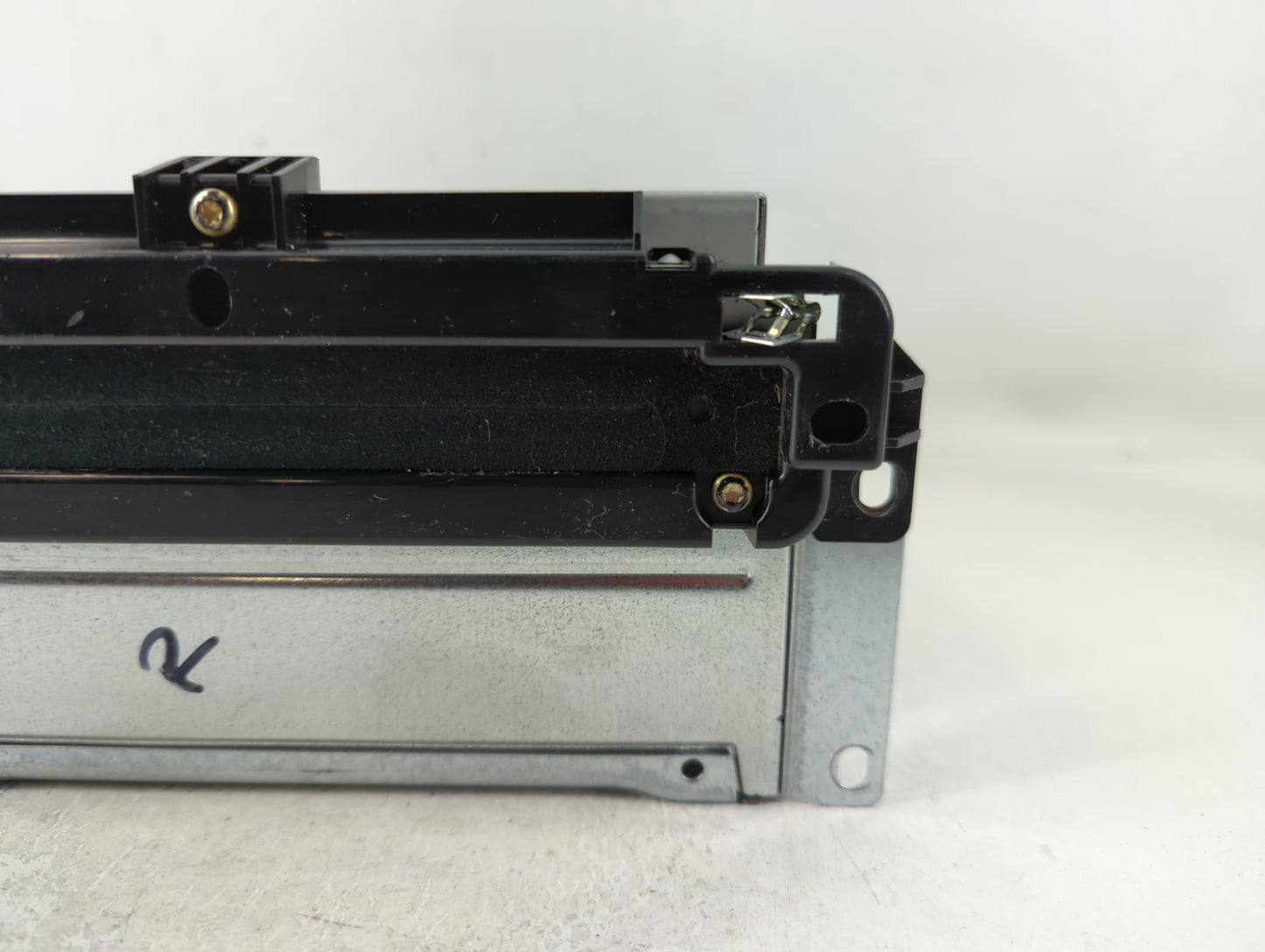 2018-2020 Dodge Journey Radio AM FM Cd Player Receiver Replacement P/N:P68209666AF Fits Fits 2018 2019 2020 OEM Used Auto Parts - Oemusedautoparts1.com