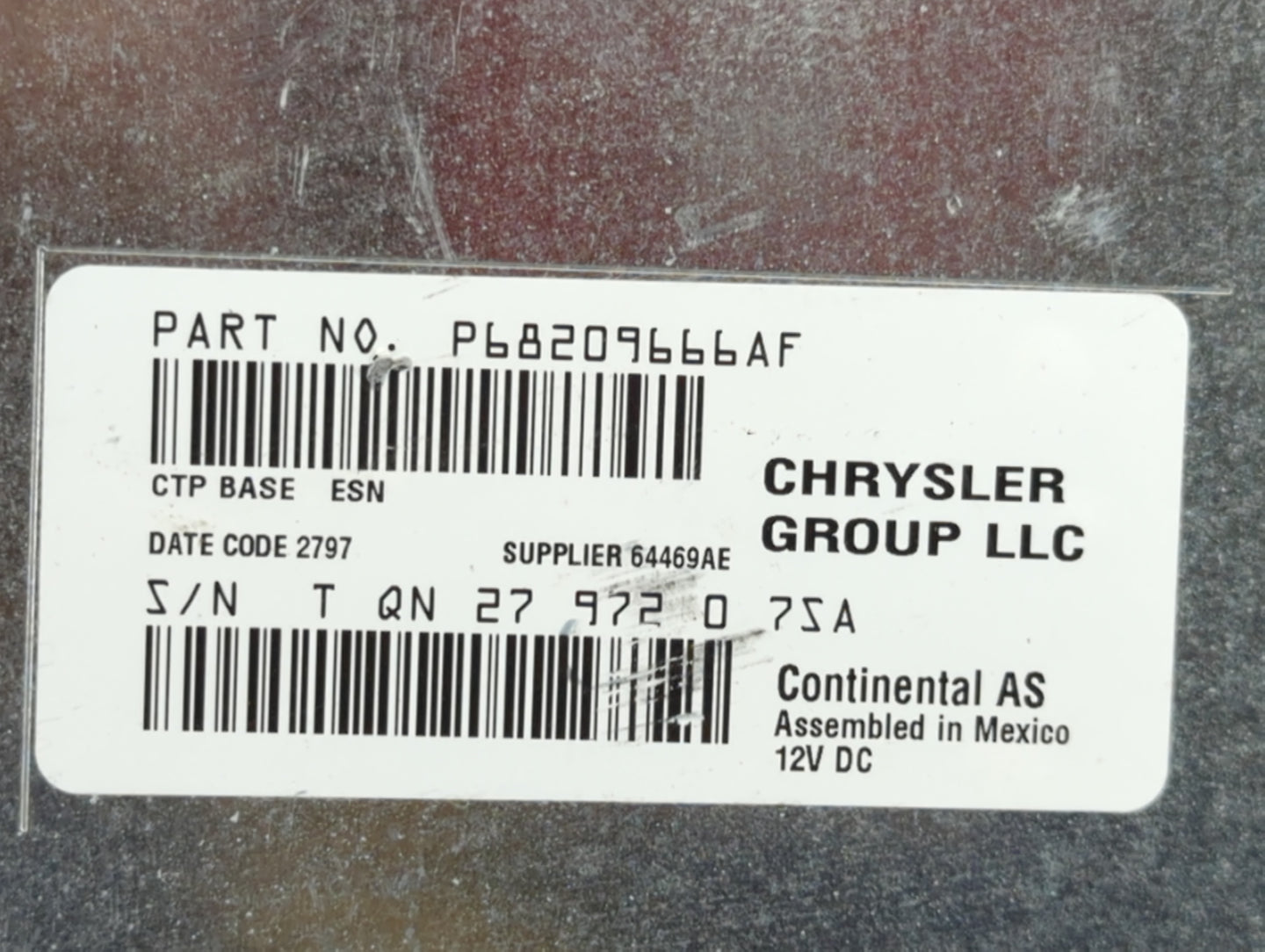 2018-2020 Dodge Journey Radio AM FM Cd Player Receiver Replacement P/N:P68209666AF Fits Fits 2018 2019 2020 OEM Used Auto Parts - Oemusedautoparts1.com