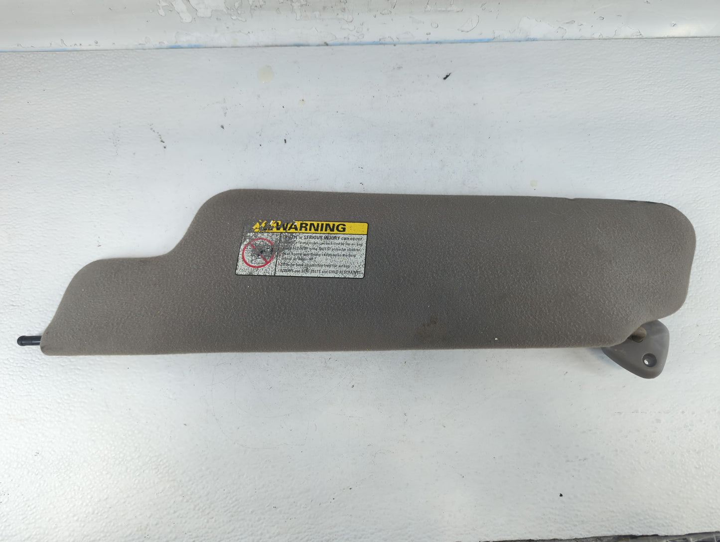 1999 Ford F-150 Sun Visor Shade Replacement Passenger Right Mirror Fits OEM Used Auto Parts - Oemusedautoparts1.com