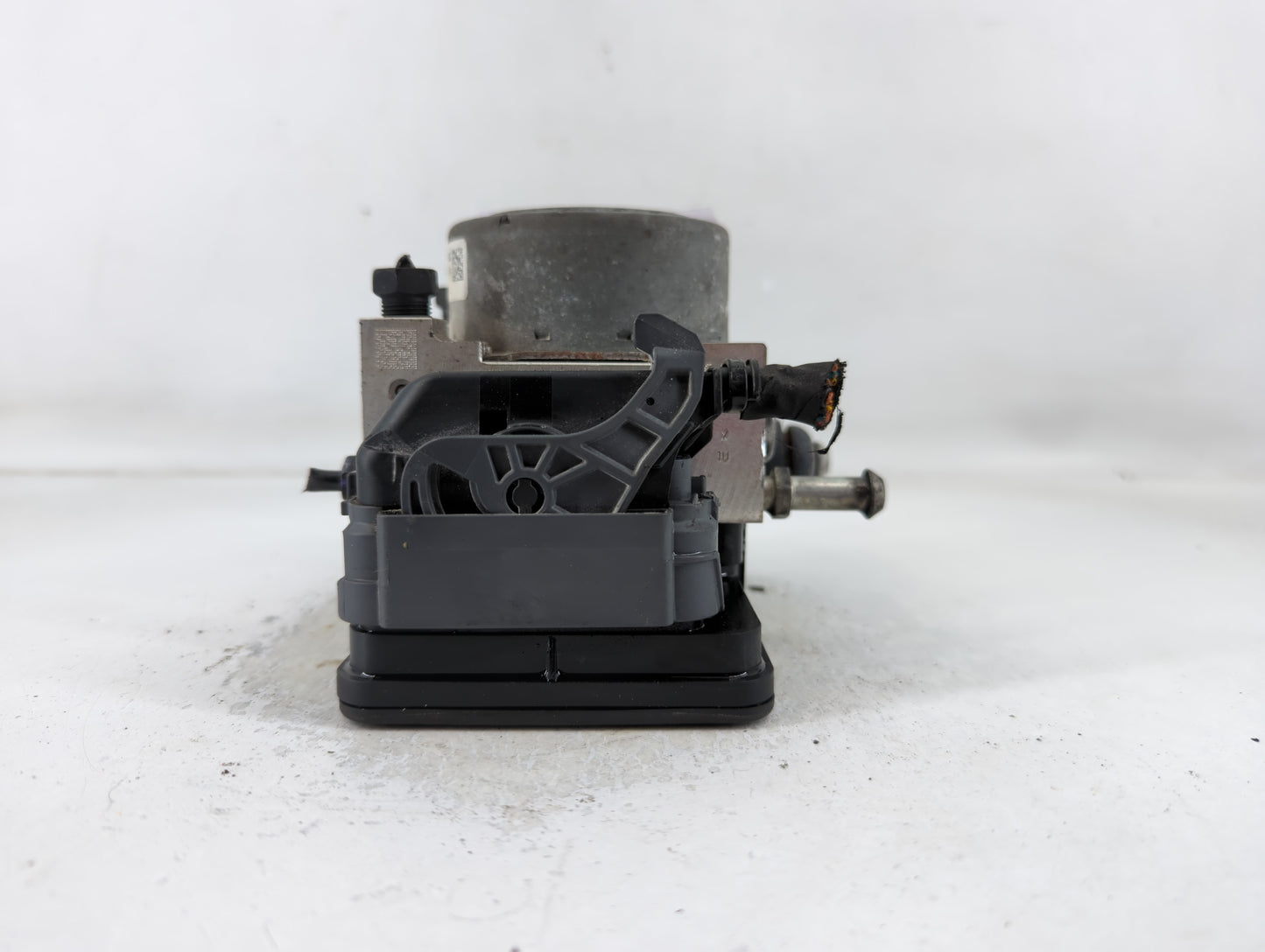 2019-2021 Kia Forte ABS Pump Control Module Replacement P/N:58900-M7460 Fits Fits 2019 2020 2021 OEM Used Auto Parts - Oemusedautoparts1.com