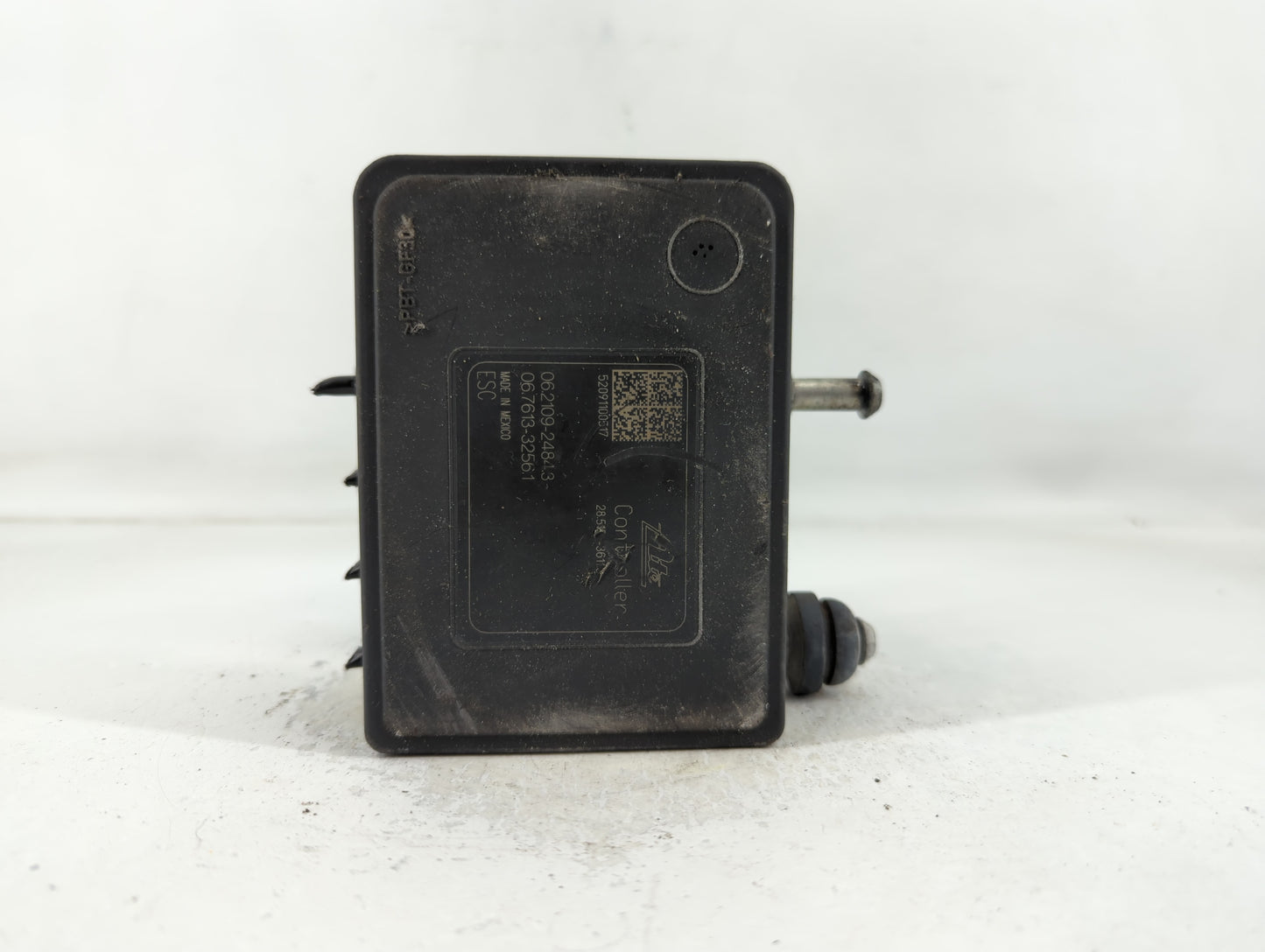 2019-2021 Kia Forte ABS Pump Control Module Replacement P/N:58900-M7460 Fits Fits 2019 2020 2021 OEM Used Auto Parts - Oemusedautoparts1.com