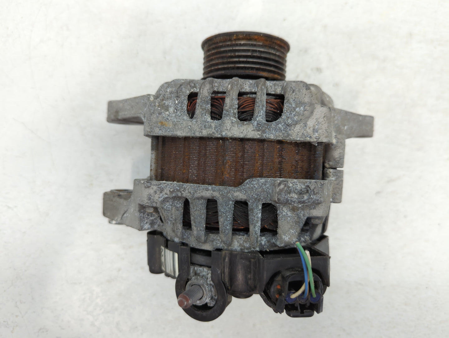 2012-2017 Hyundai Veloster Alternator Replacement Generator Charging Assembly Engine OEM P/N:37300-2B300 2607372 Fits OEM Used Auto Parts - Oemusedautoparts1.com