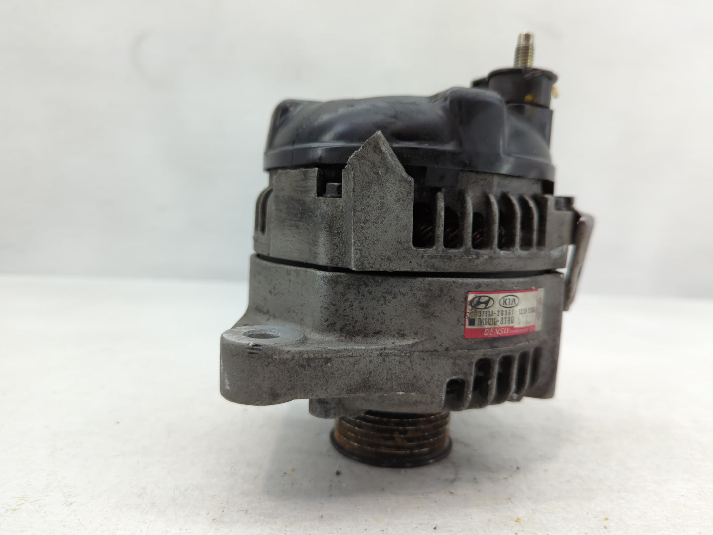 2017-2020 Kia Optima Alternator Replacement Generator Charging Assembly Engine OEM P/N:37300-2G061 Fits Fits 2017 2018 2019 2020 OEM Used Auto Parts - Oemusedautoparts1.com