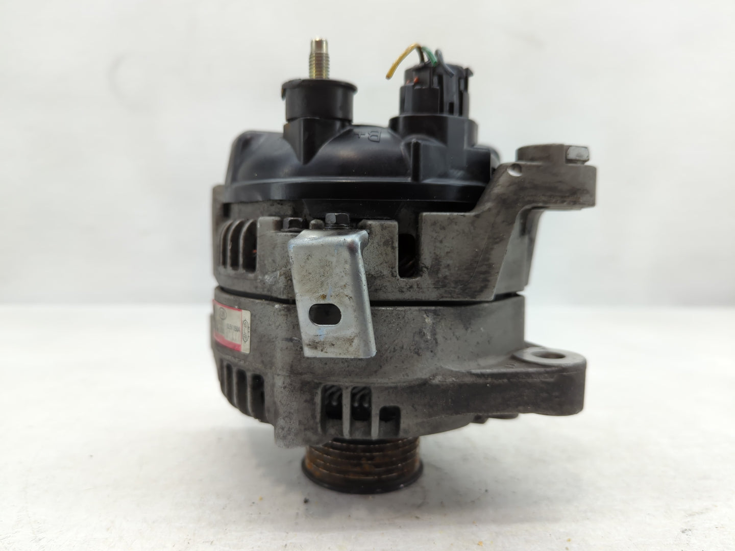 2017-2020 Kia Optima Alternator Replacement Generator Charging Assembly Engine OEM P/N:37300-2G061 Fits Fits 2017 2018 2019 2020 OEM Used Auto Parts - Oemusedautoparts1.com