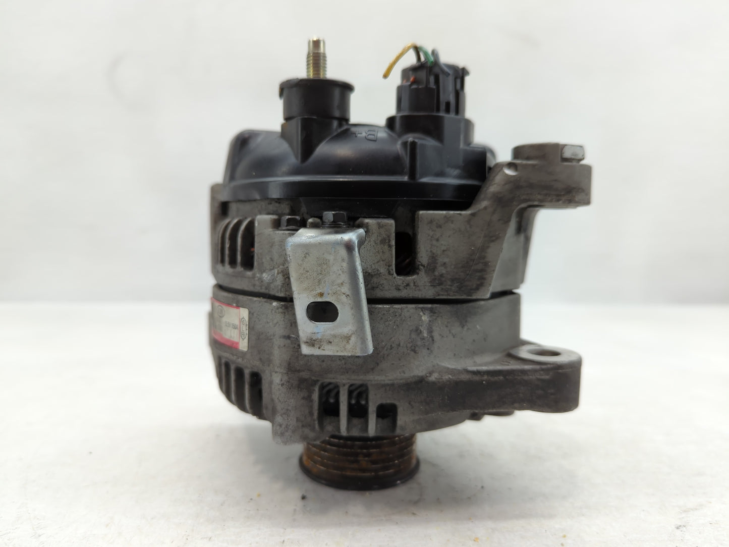 2017-2020 Kia Optima Alternator Replacement Generator Charging Assembly Engine OEM P/N:37300-2G061 Fits Fits 2017 2018 2019 2020 OEM Used Auto Parts - Oemusedautoparts1.com