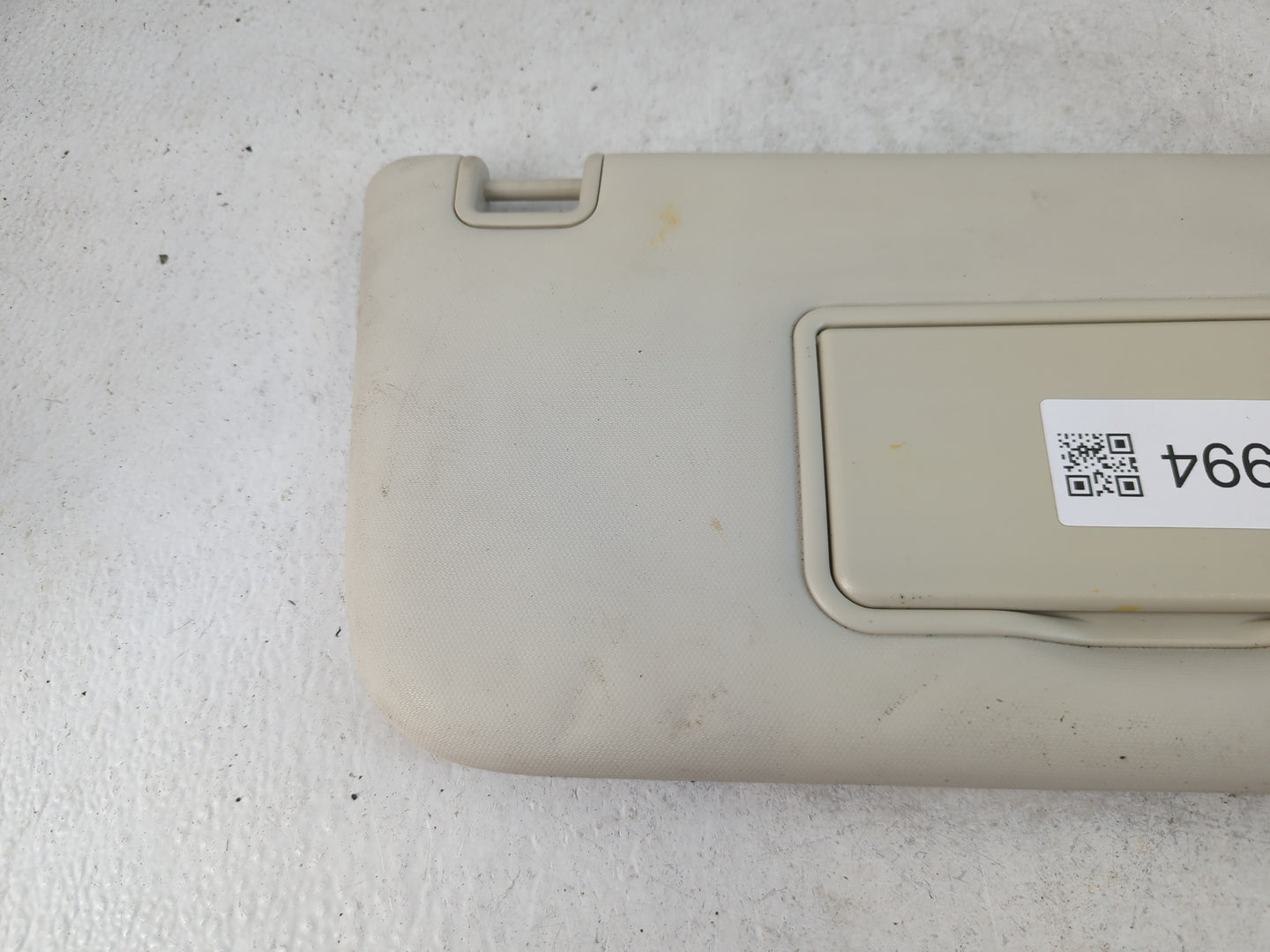 2013-2018 Ford Focus Sun Visor Shade Replacement Passenger Right Mirror Fits Fits 2013 2014 2015 2016 2017 2018 OEM Used Auto Parts - Oemusedautoparts1.com