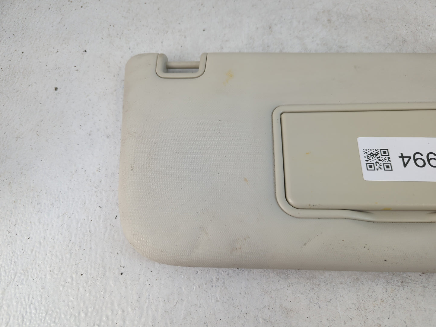 2013-2018 Ford Focus Sun Visor Shade Replacement Passenger Right Mirror Fits Fits 2013 2014 2015 2016 2017 2018 OEM Used Auto Parts - Oemusedautoparts1.com