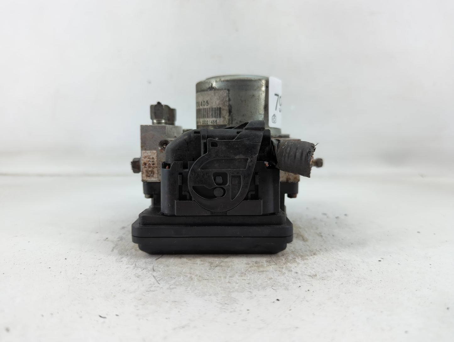 2012-2015 Nissan Rogue ABS Pump Control Module Replacement P/N:22221455 Fits Fits 2012 2013 2014 2015 OEM Used Auto Parts - Oemusedautoparts1.com
