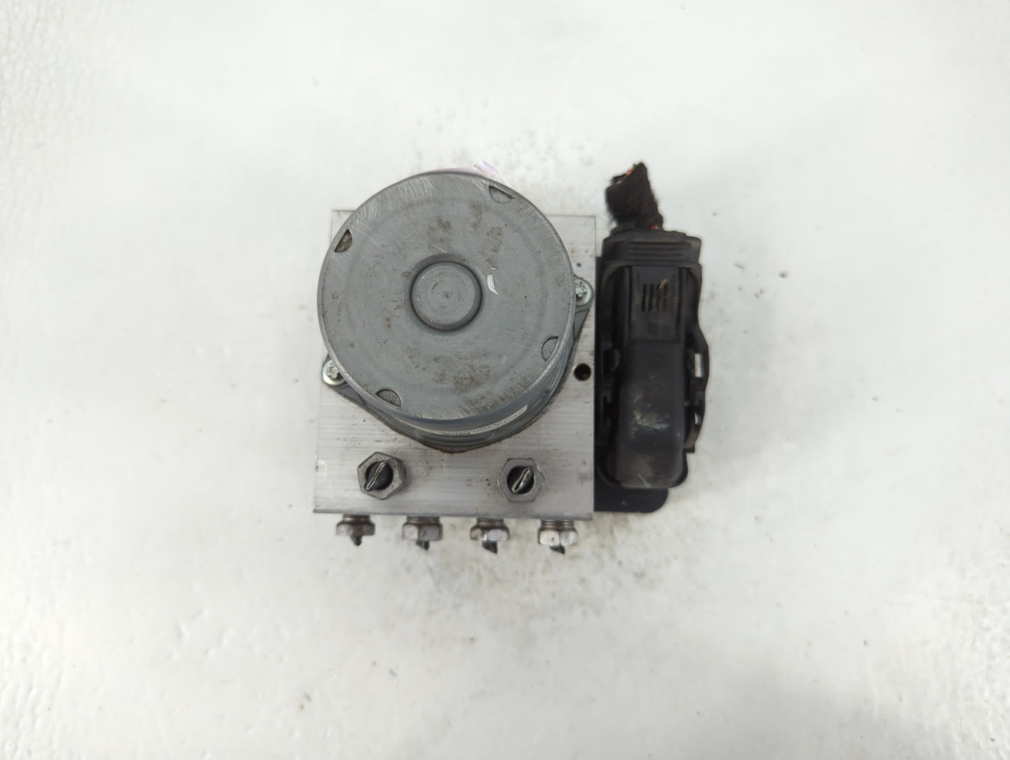 2019 Chevrolet Cruze ABS Pump Control Module Replacement P/N:065055766 3912 6644 Fits OEM Used Auto Parts - Oemusedautoparts1.com