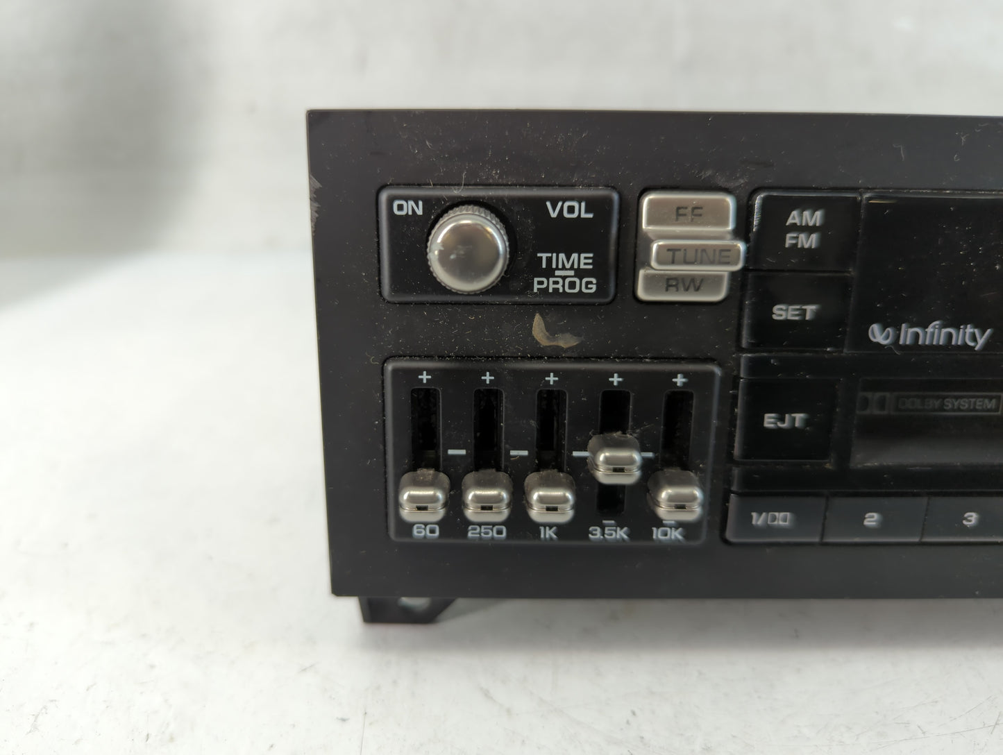 1992 Chrysler Imperial Radio AM FM Cd Player Receiver Replacement P/N:4469 205 Fits OEM Used Auto Parts - Oemusedautoparts1.com