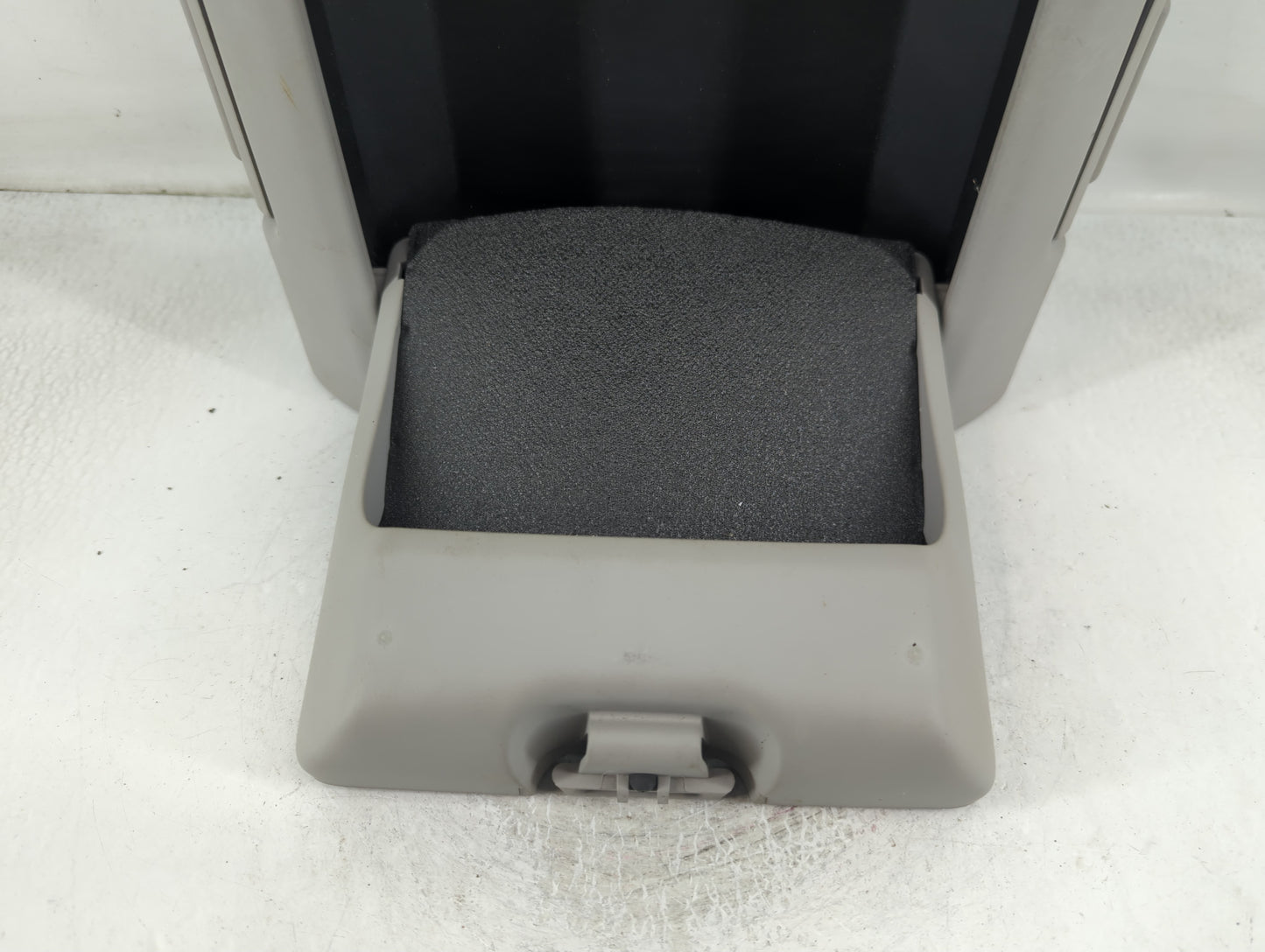 2004 Ford F-150 Overhead Roof Console Interior Dome Light - Oemusedautoparts1.com