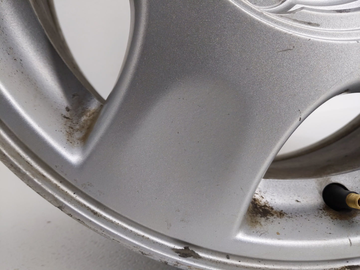 2000-2002 Chevrolet Malibu Oem Wheel Rim - Oemusedautoparts1.com