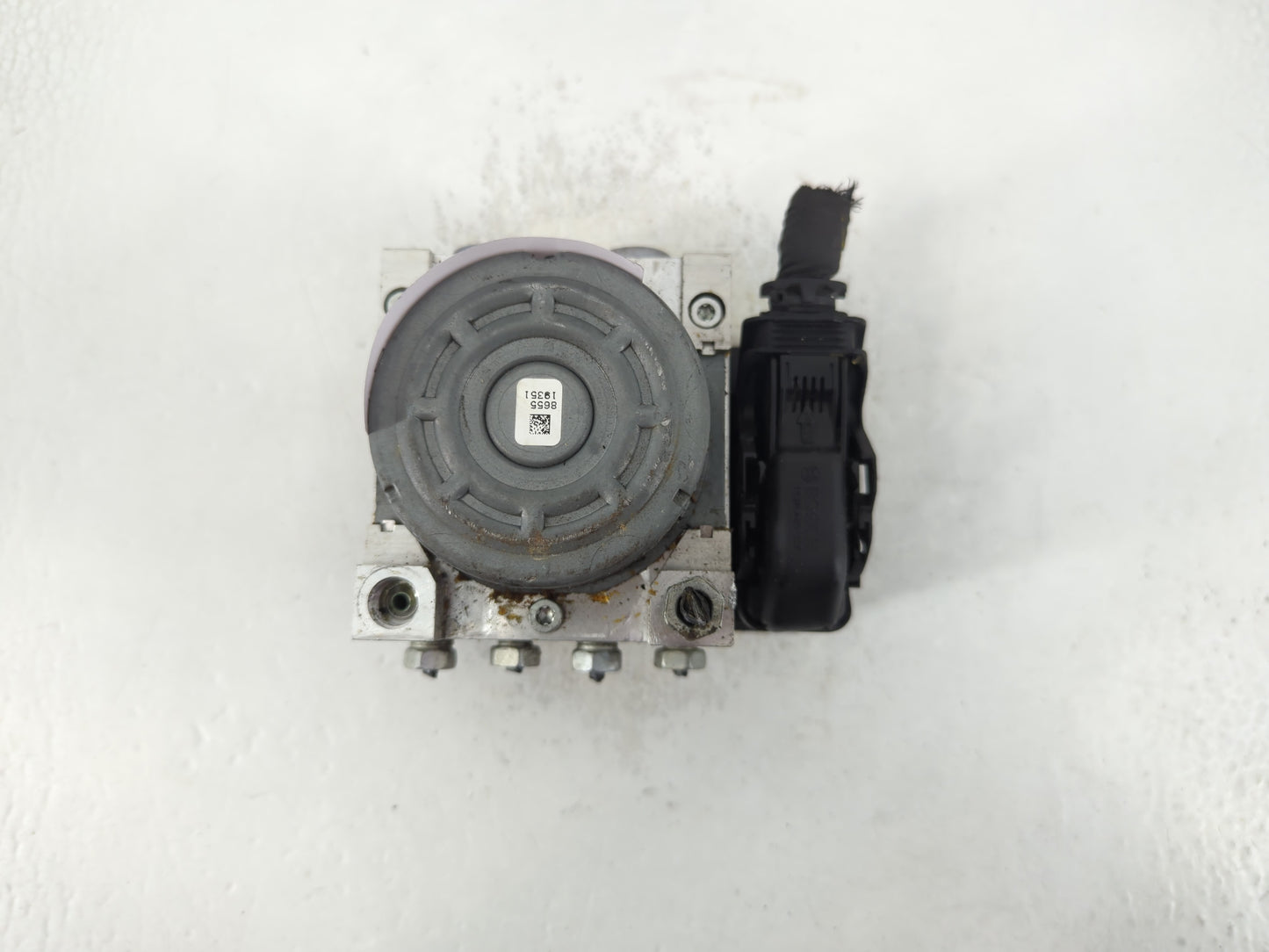 2016 Cadillac Xts ABS Pump Control Module Replacement P/N:23308257 Fits OEM Used Auto Parts - Oemusedautoparts1.com