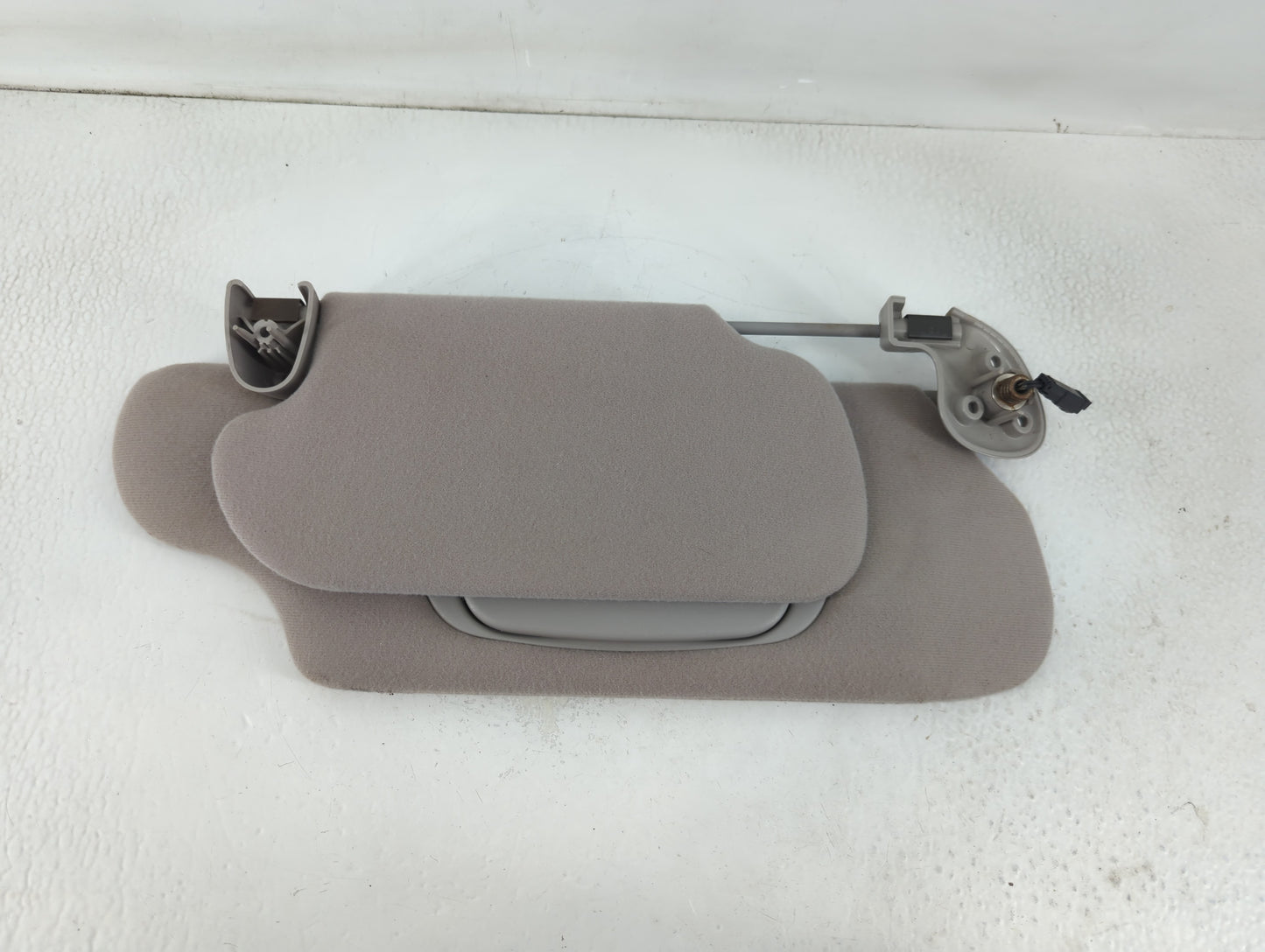 2000-2003 Ford Taurus Sun Visor Shade Replacement Passenger Right Mirror Fits Fits 2000 2001 2002 2003 OEM Used Auto Parts - Oemusedautoparts1.com