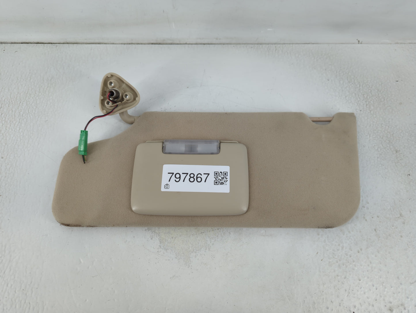 2005-2006 Mercury Montego Sun Visor Shade Replacement Driver Left Mirror Fits Fits 2005 2006 OEM Used Auto Parts - Oemusedautoparts1.com