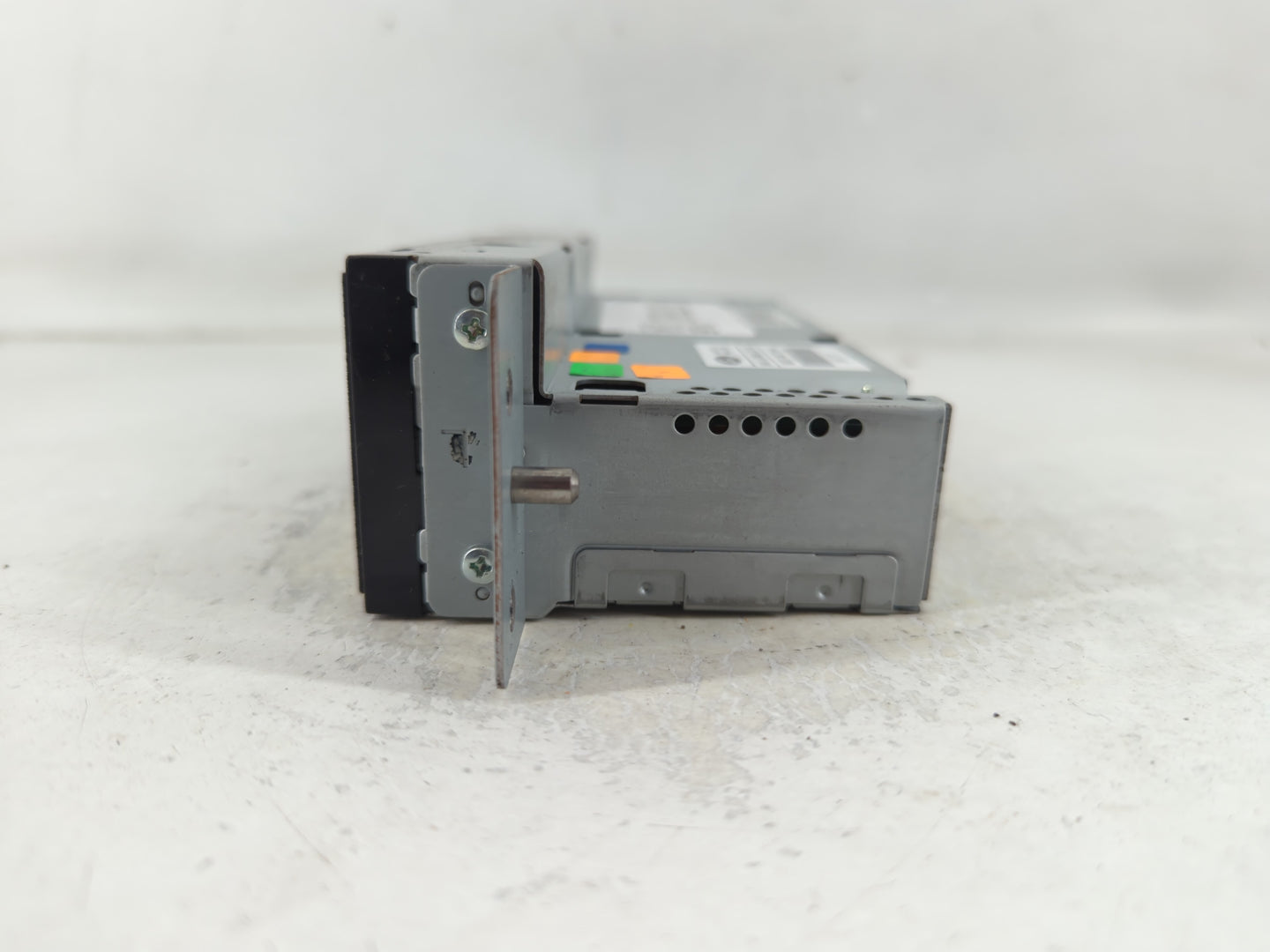 2010-2012 Ford Fusion Radio AM FM Cd Player Receiver Replacement P/N:BE5T-19C116-AA Fits Fits 2010 2011 2012 OEM Used Auto Parts - Oemusedautoparts1.com