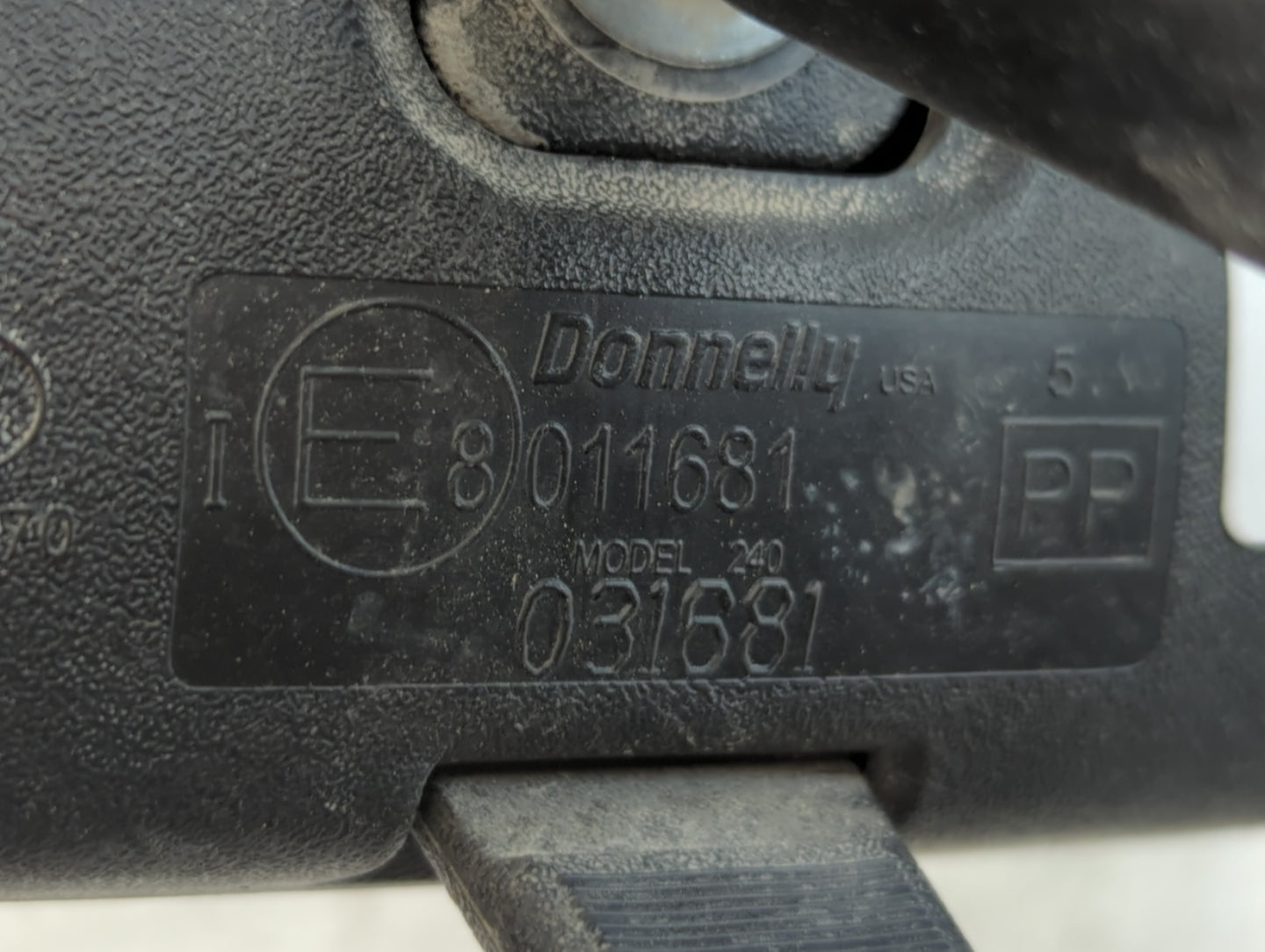 2001-2016 Ford Escape Interior Rear View Mirror Replacement OEM P/N:E8011681 Fits OEM Used Auto Parts - Oemusedautoparts1.com