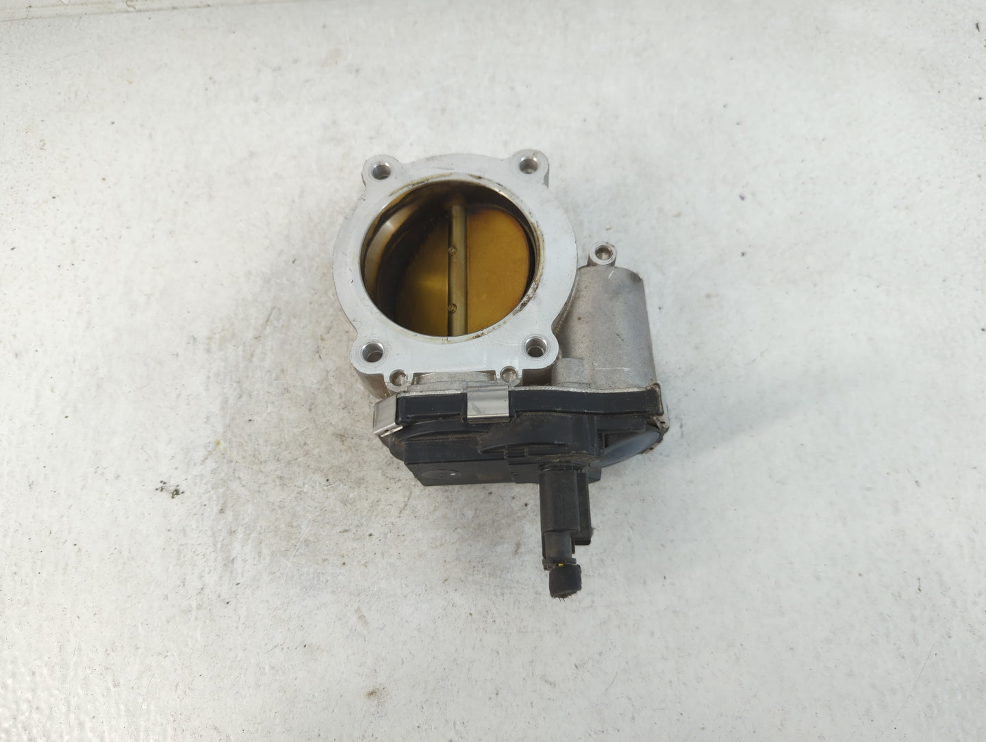 2017-2020 Cadillac Xt5 Throttle Body P/N:12671014 Fits Fits 2016 2017 2018 2019 2020 2021 2022 OEM Used Auto Parts - Oemusedautoparts1.com