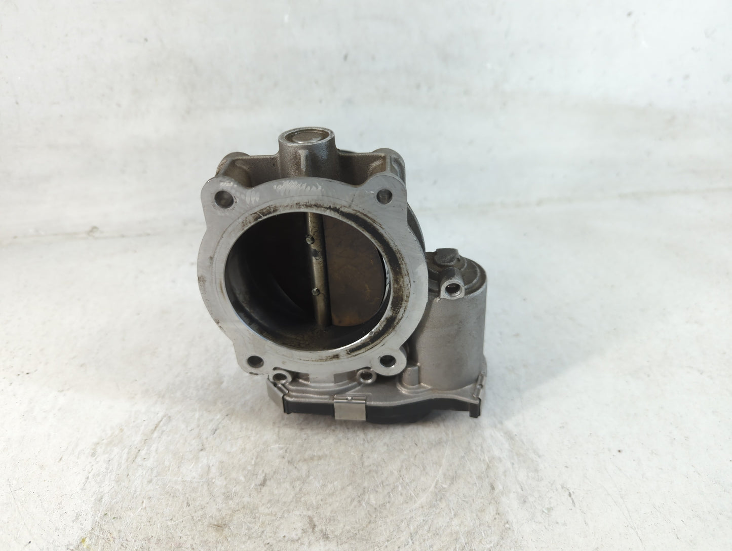 2012-2015 Chevrolet Camaro Throttle Body P/N:12632172BA Fits Fits 2012 2013 2014 2015 2016 2017 2018 2019 2020 2021 2022 OEM Used Auto Parts - Oemusedautoparts1.com