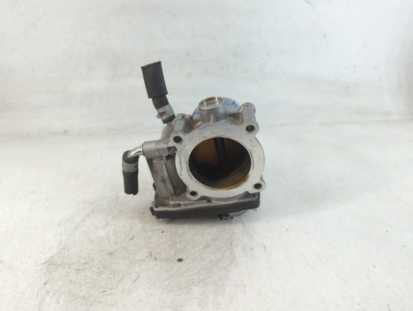 2013-2017 Mitsubishi Outlander Sport Throttle Body P/N:57021 Fits Fits 2013 2014 2015 2016 2017 OEM Used Auto Parts - Oemusedautoparts1.com