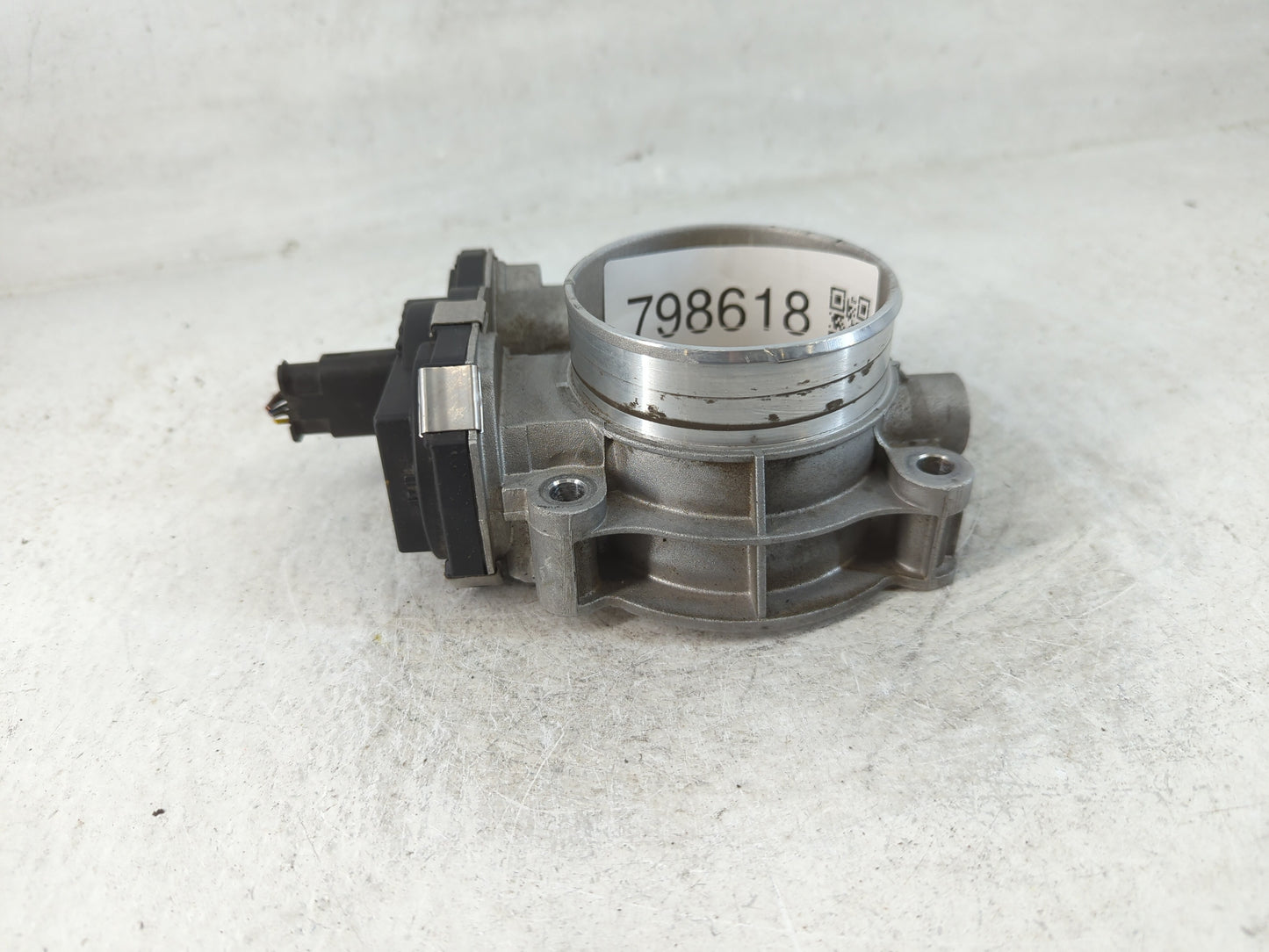 2016-2021 Chevrolet Camaro Throttle Body P/N:12671014 Fits Fits 2016 2017 2018 2019 2020 2021 2022 OEM Used Auto Parts - Oemusedautoparts1.com
