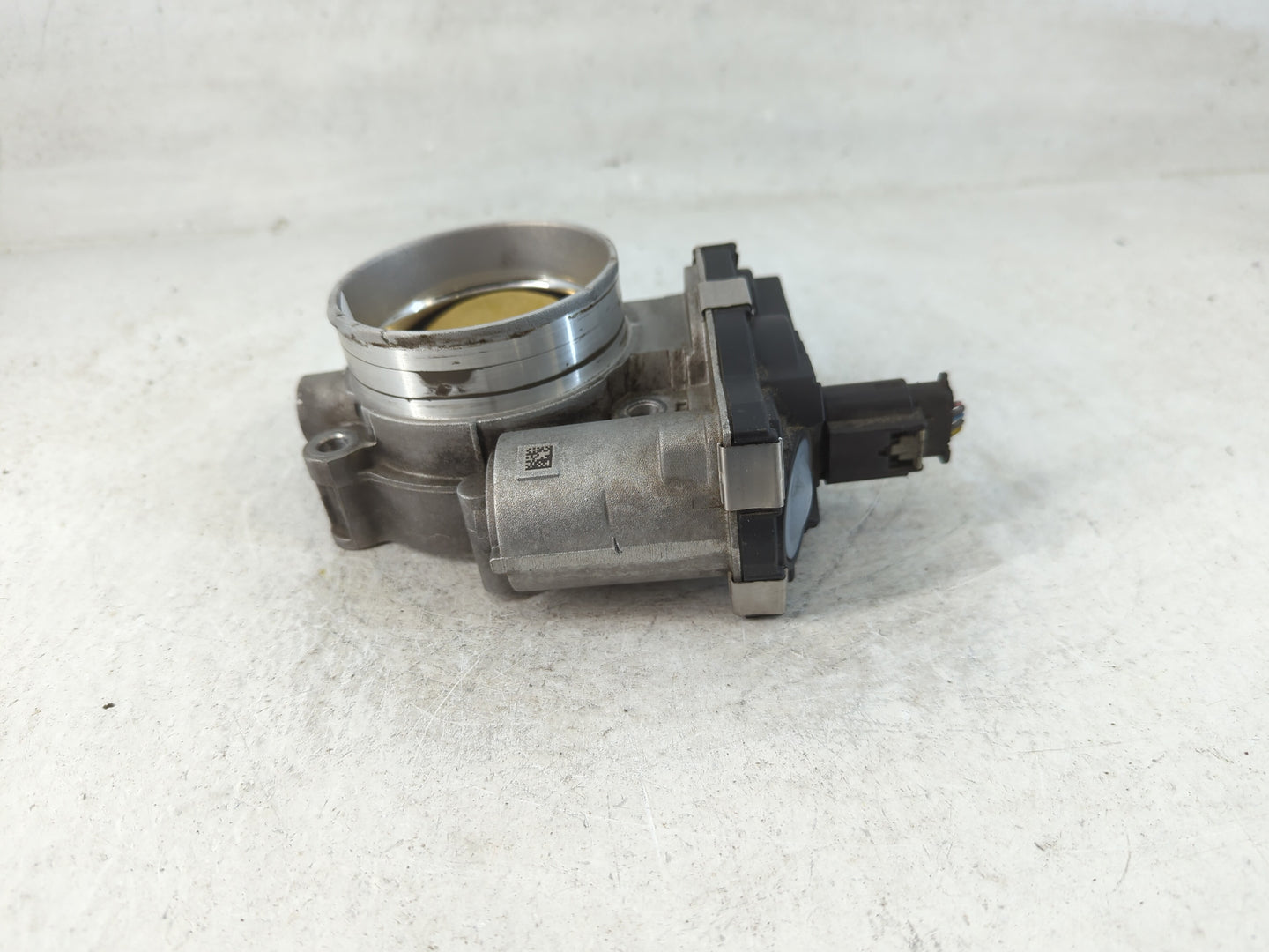 2016-2021 Chevrolet Camaro Throttle Body P/N:12671014 Fits Fits 2016 2017 2018 2019 2020 2021 2022 OEM Used Auto Parts - Oemusedautoparts1.com
