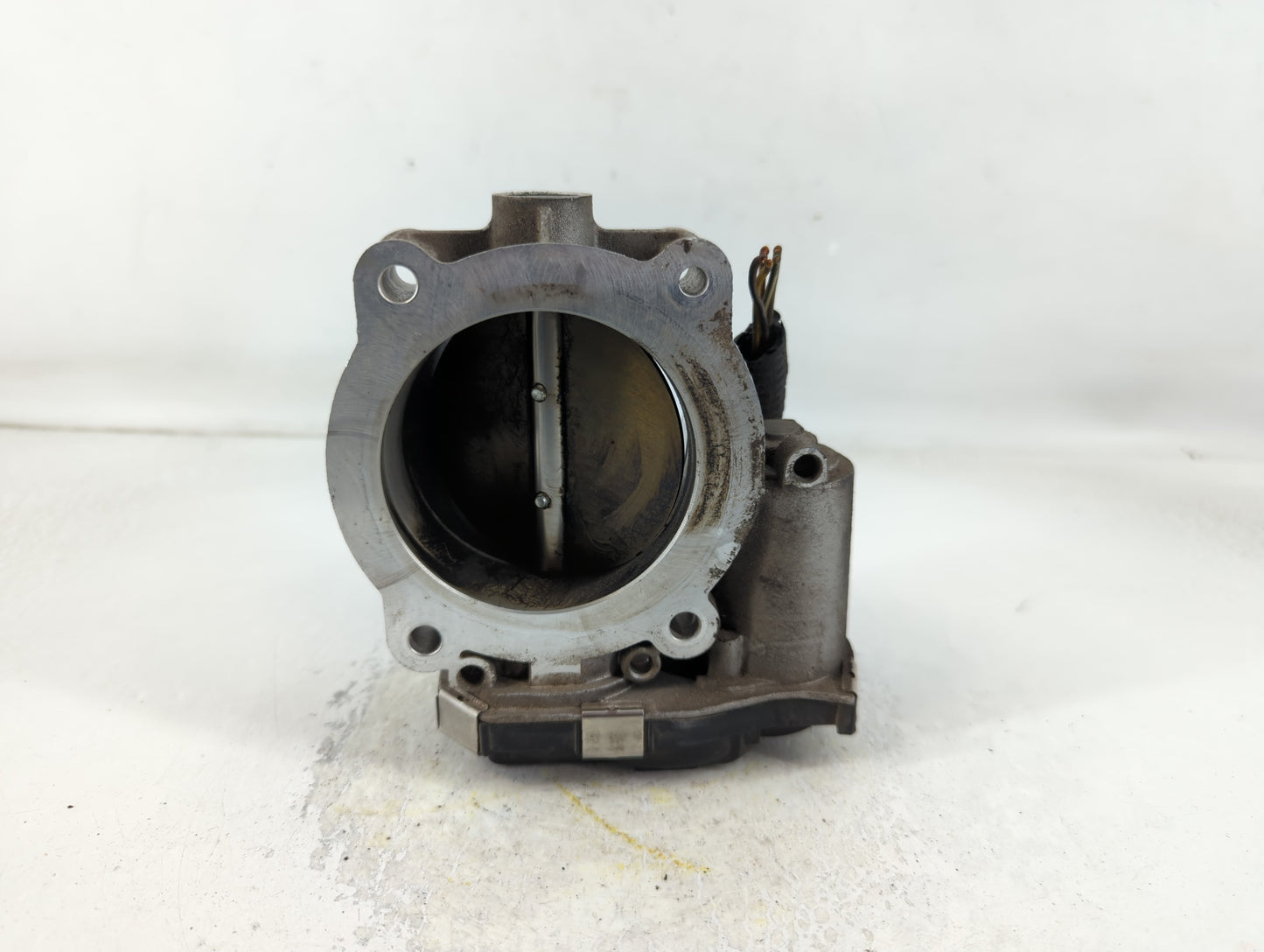 2012-2015 Chevrolet Camaro Throttle Body P/N:12632172BA Fits Fits 2012 2013 2014 2015 2016 2017 2018 2019 2020 2021 2022 OEM Used Auto Parts - Oemusedautoparts1.com
