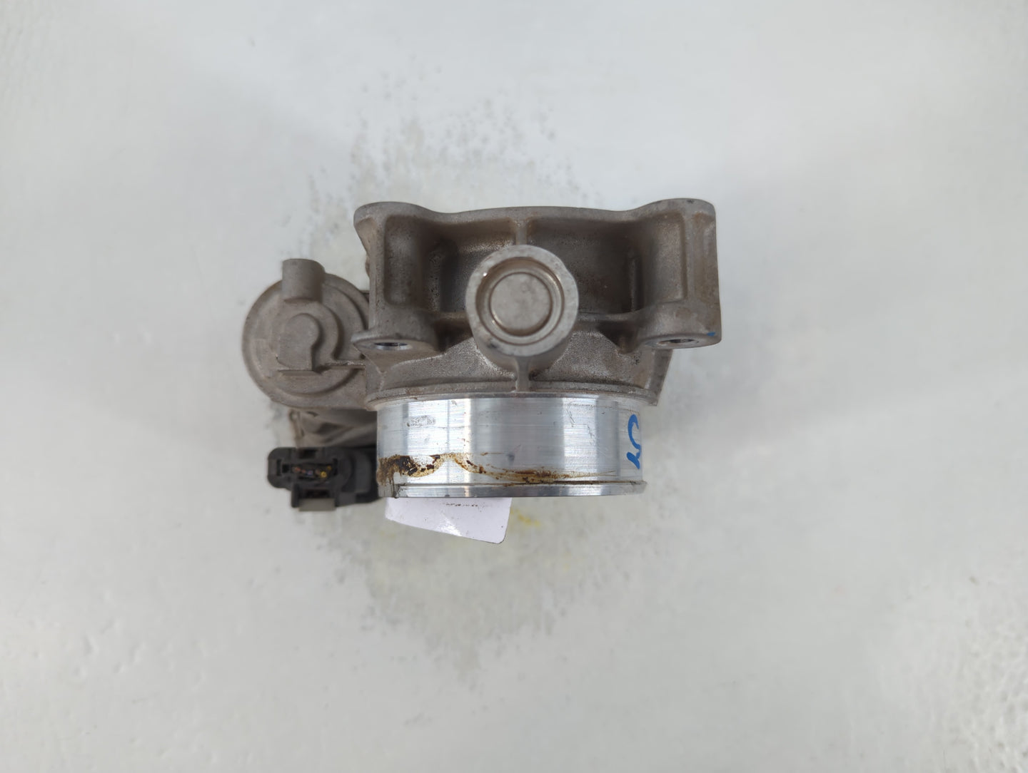 2016-2019 Chevrolet Impala Throttle Body P/N:12670839AA Fits Fits 2016 2017 2018 2019 2020 2021 2022 OEM Used Auto Parts - Oemusedautoparts1.com