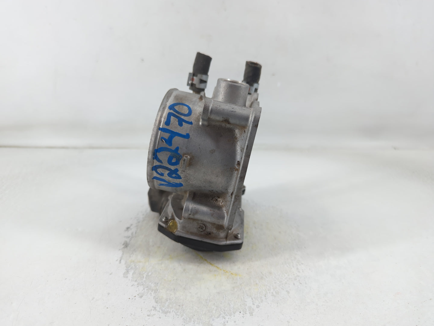 2008-2016 Toyota Highlander Throttle Body P/N:22030-31030 Fits OEM Used Auto Parts - Oemusedautoparts1.com