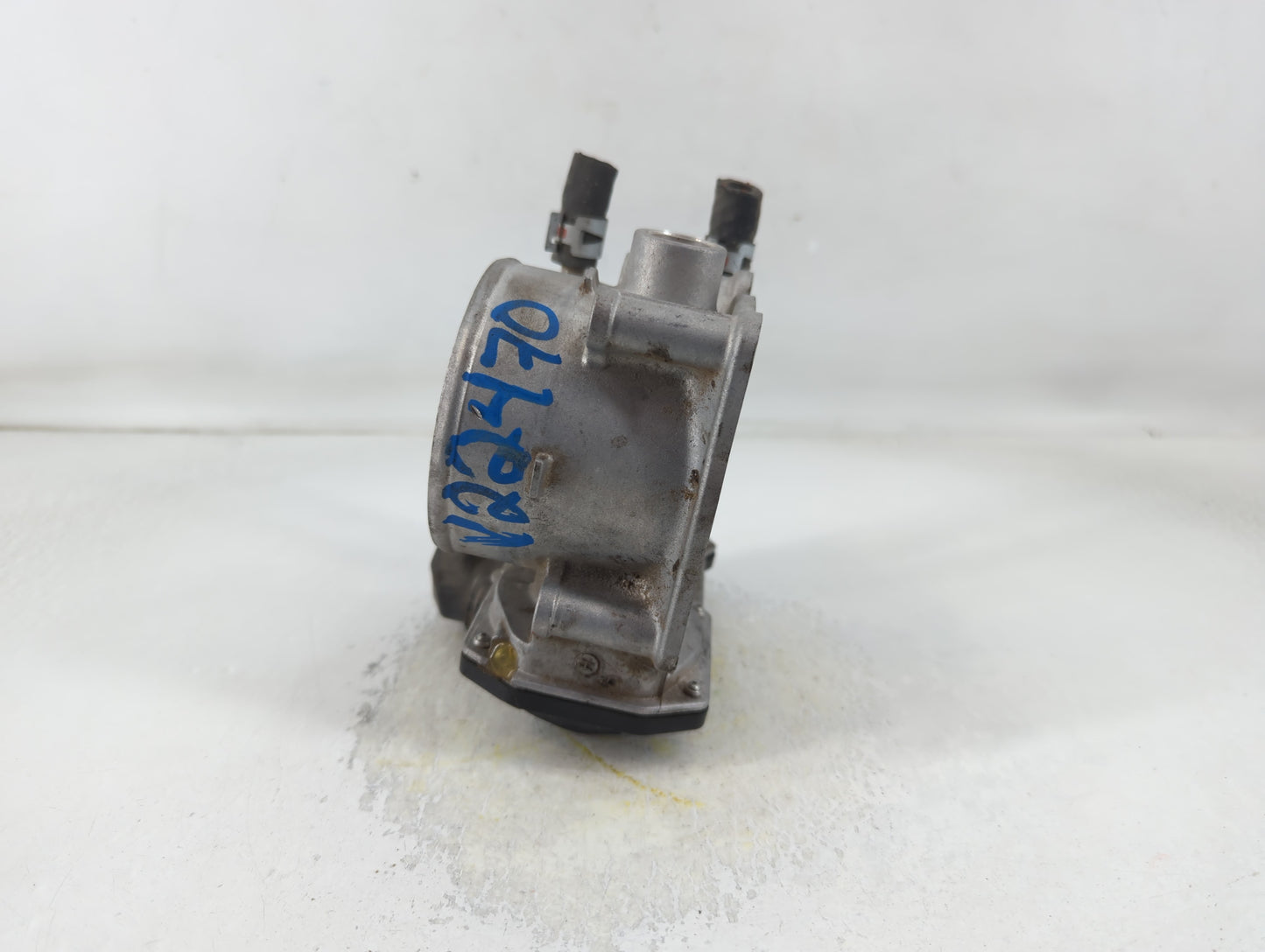 2008-2016 Toyota Highlander Throttle Body P/N:22030-31030 Fits OEM Used Auto Parts - Oemusedautoparts1.com