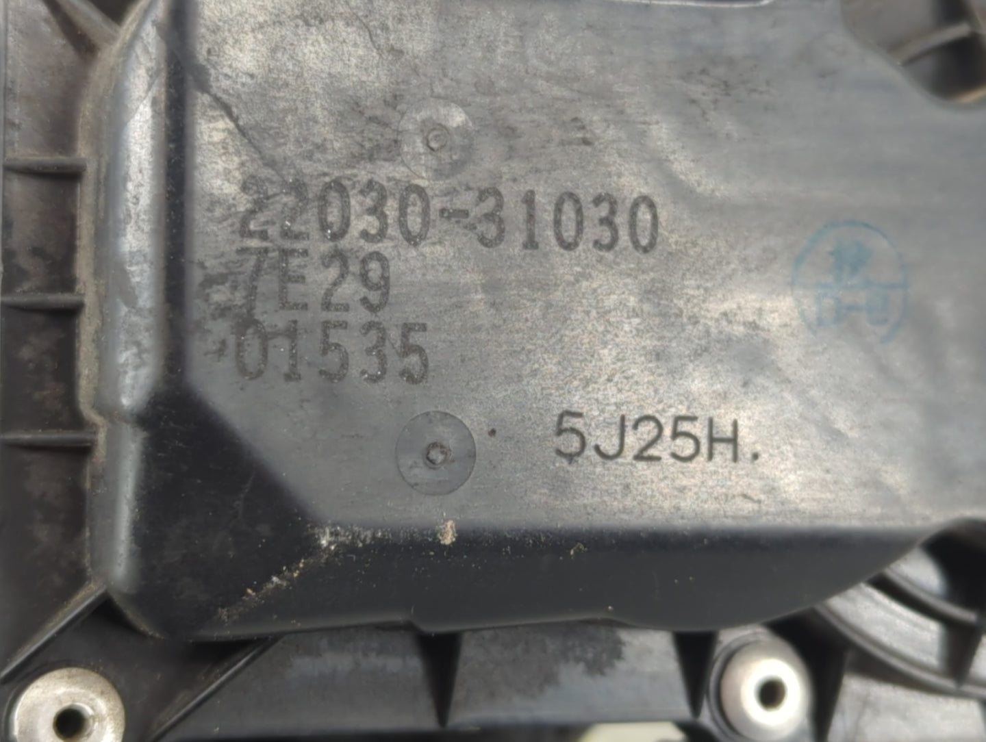 2008-2016 Toyota Highlander Throttle Body P/N:22030-31030 Fits OEM Used Auto Parts - Oemusedautoparts1.com