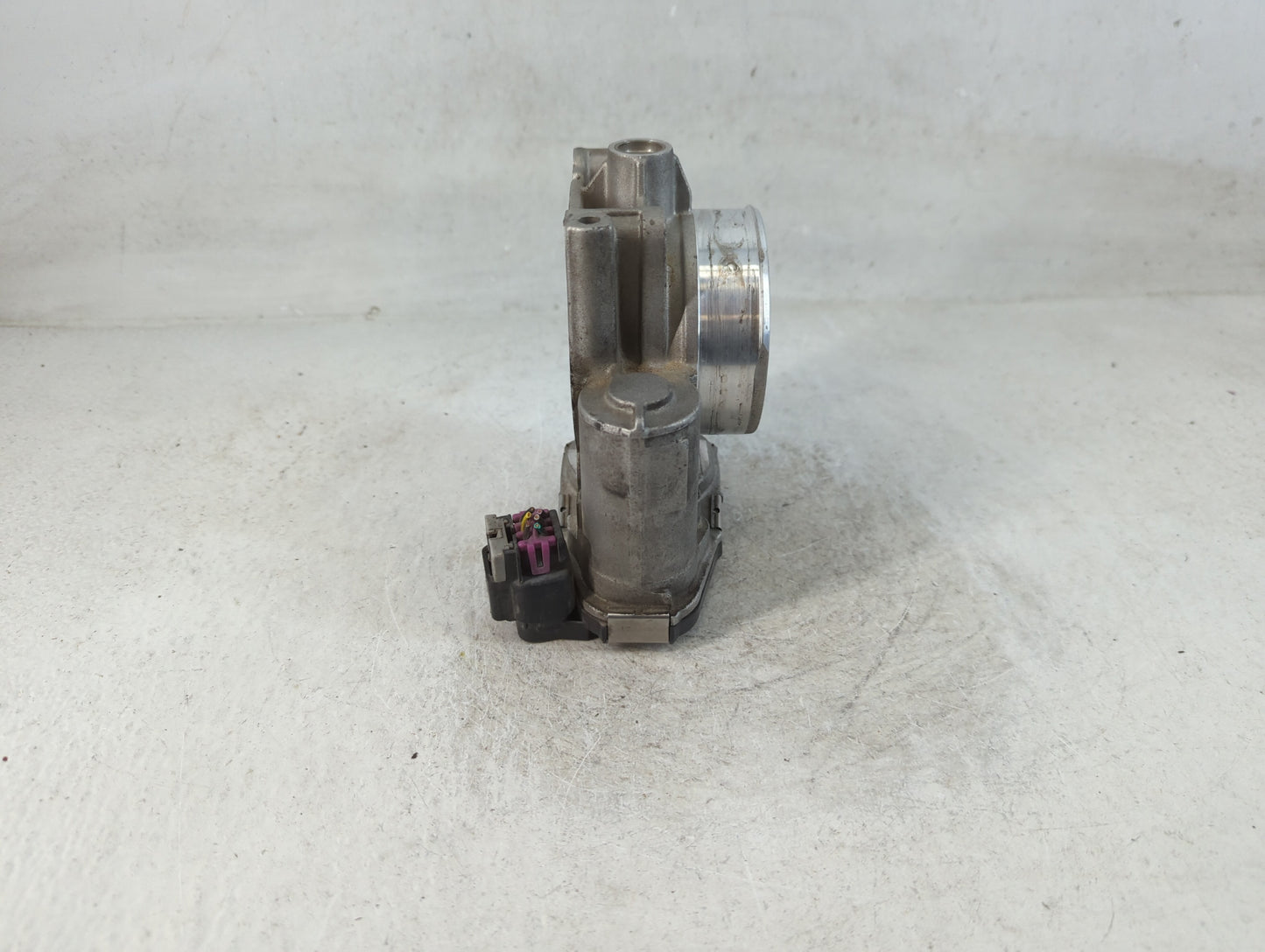 2008-2011 Cadillac Cts Throttle Body P/N:994AA6659B Fits Fits 2007 2008 2009 2010 2011 2012 OEM Used Auto Parts - Oemusedautoparts1.com