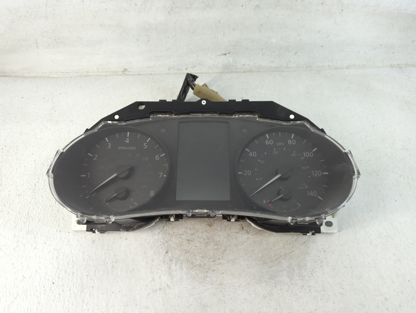 2017-2018 Nissan Rogue Sport Instrument Cluster Speedometer Gauges P/N:6MA1A/P1RZ Fits Fits 2017 2018 OEM Used Auto Parts - Oemusedautoparts1.com